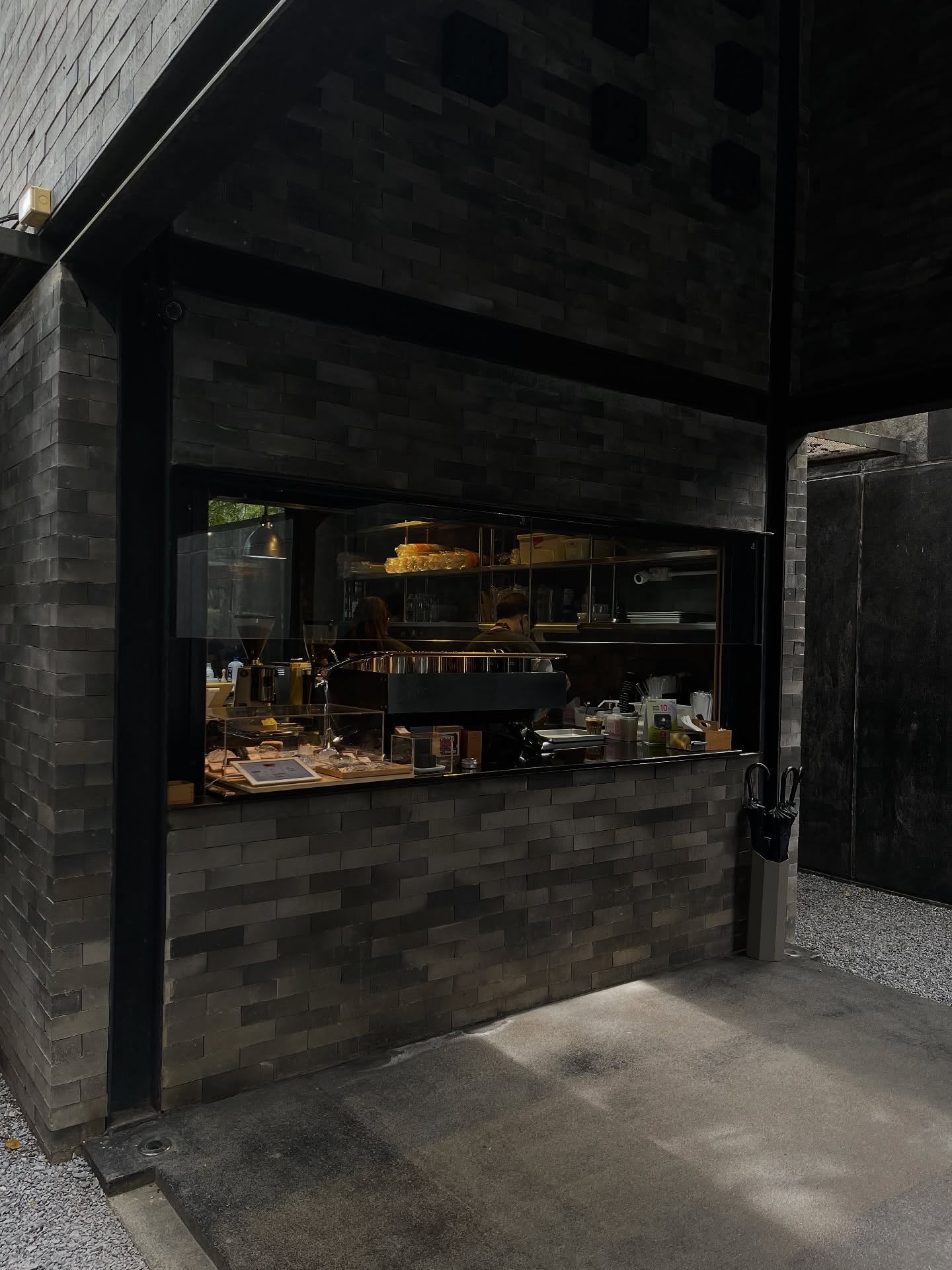 อาร์ม - วีรยุทธ จันทร์สุข