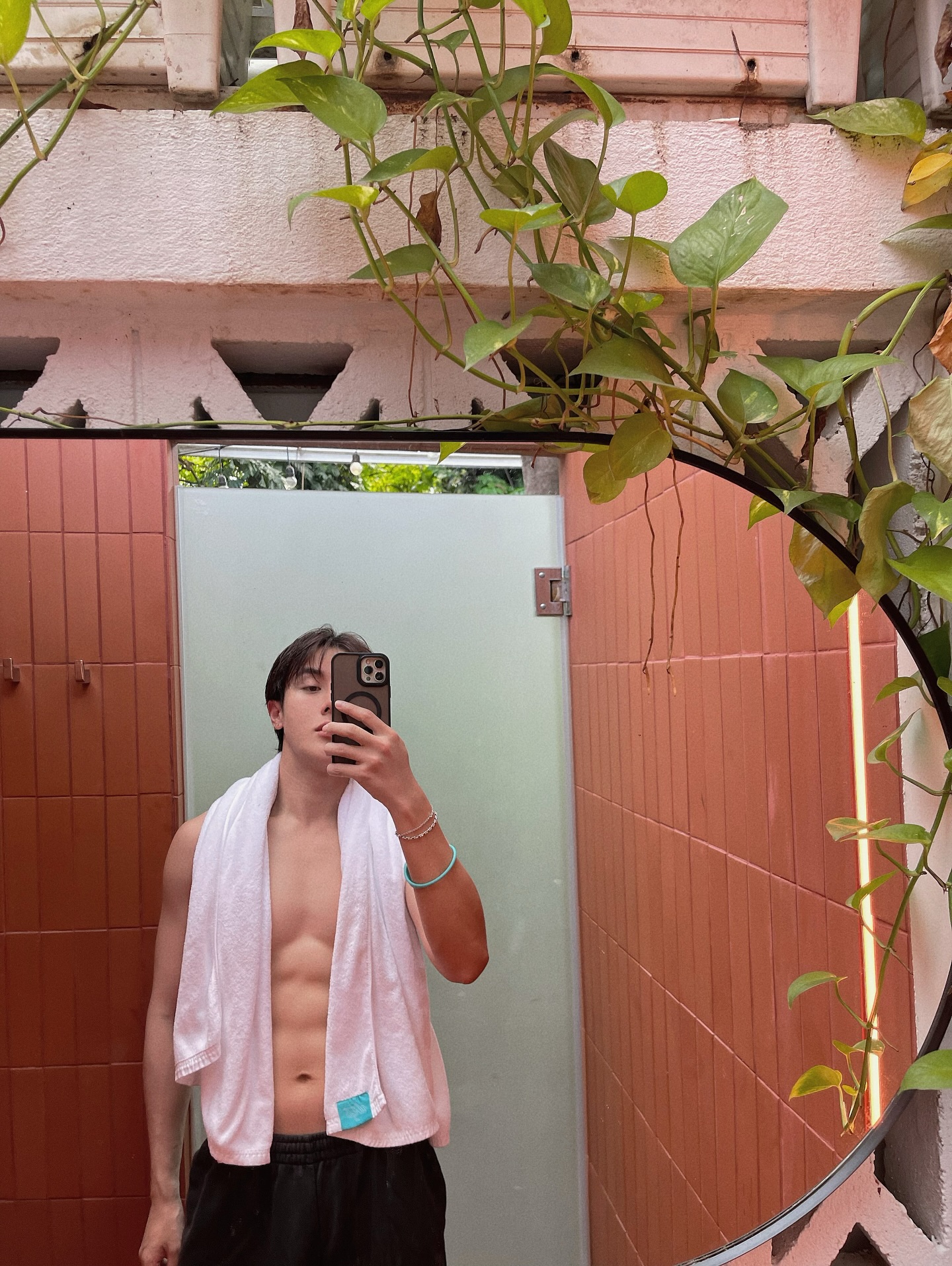 อาร์ม - วีรยุทธ จันทร์สุข