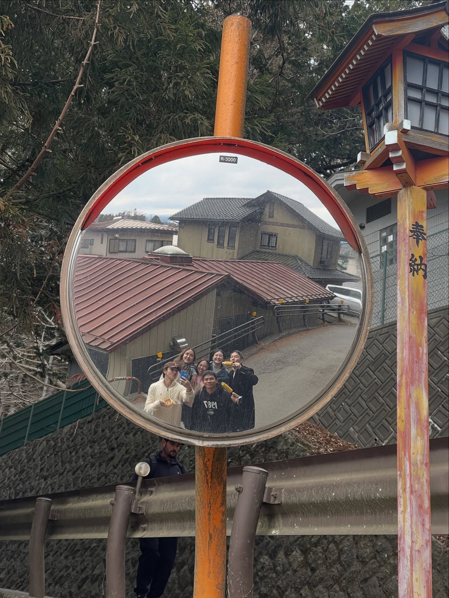 อาร์ม - วีรยุทธ จันทร์สุข