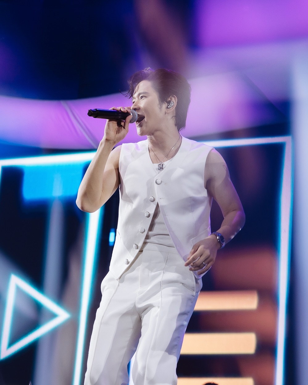 โต๋ - ศักดิ์สิทธิ์ เวชสุภาพร