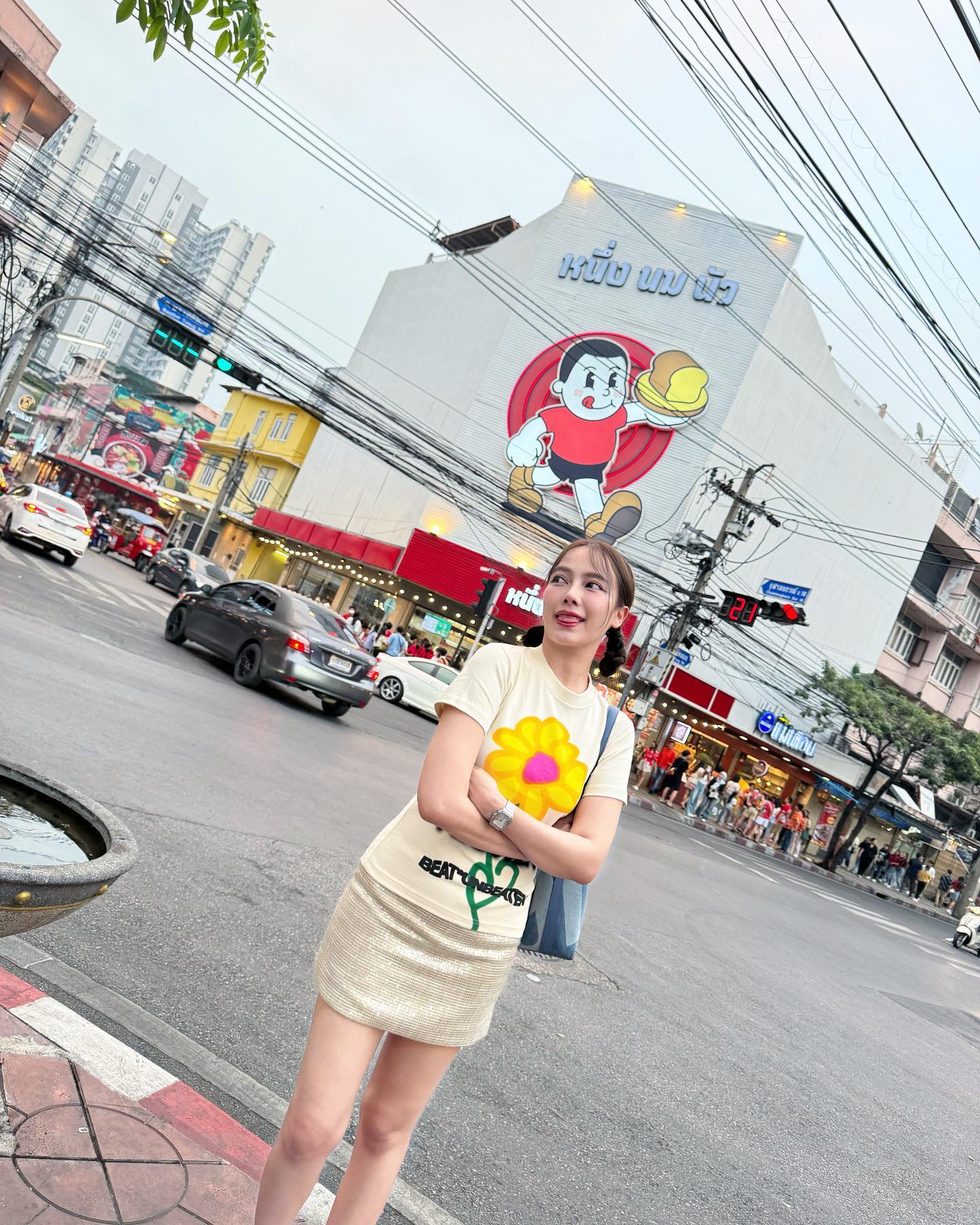 เปรี้ยว - ทัศนียา การสมนุช