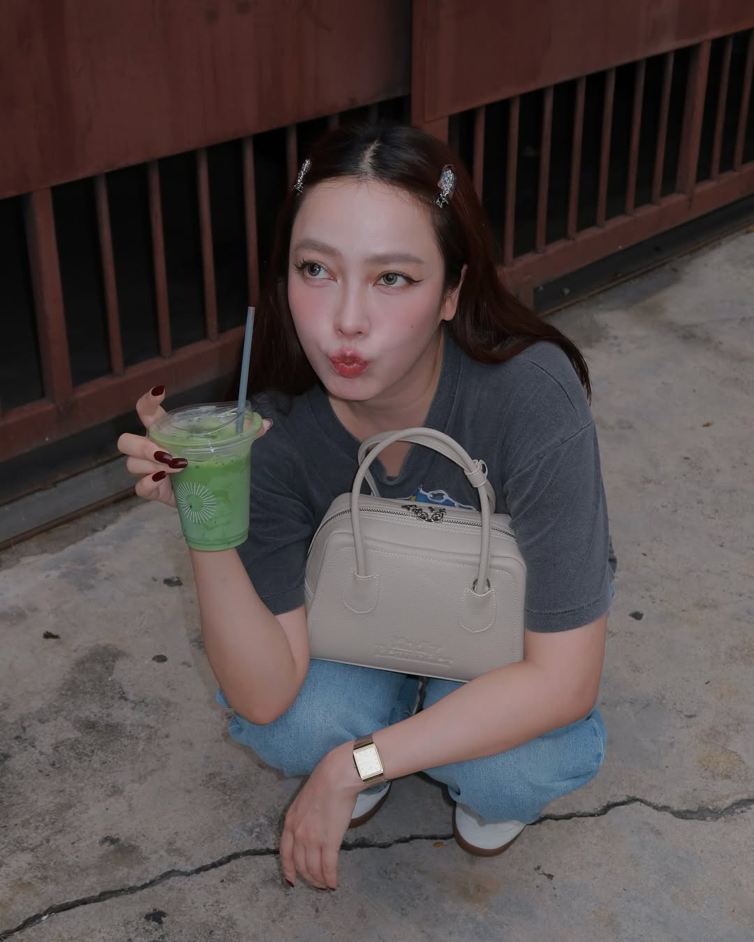 เปรี้ยว - ทัศนียา การสมนุช