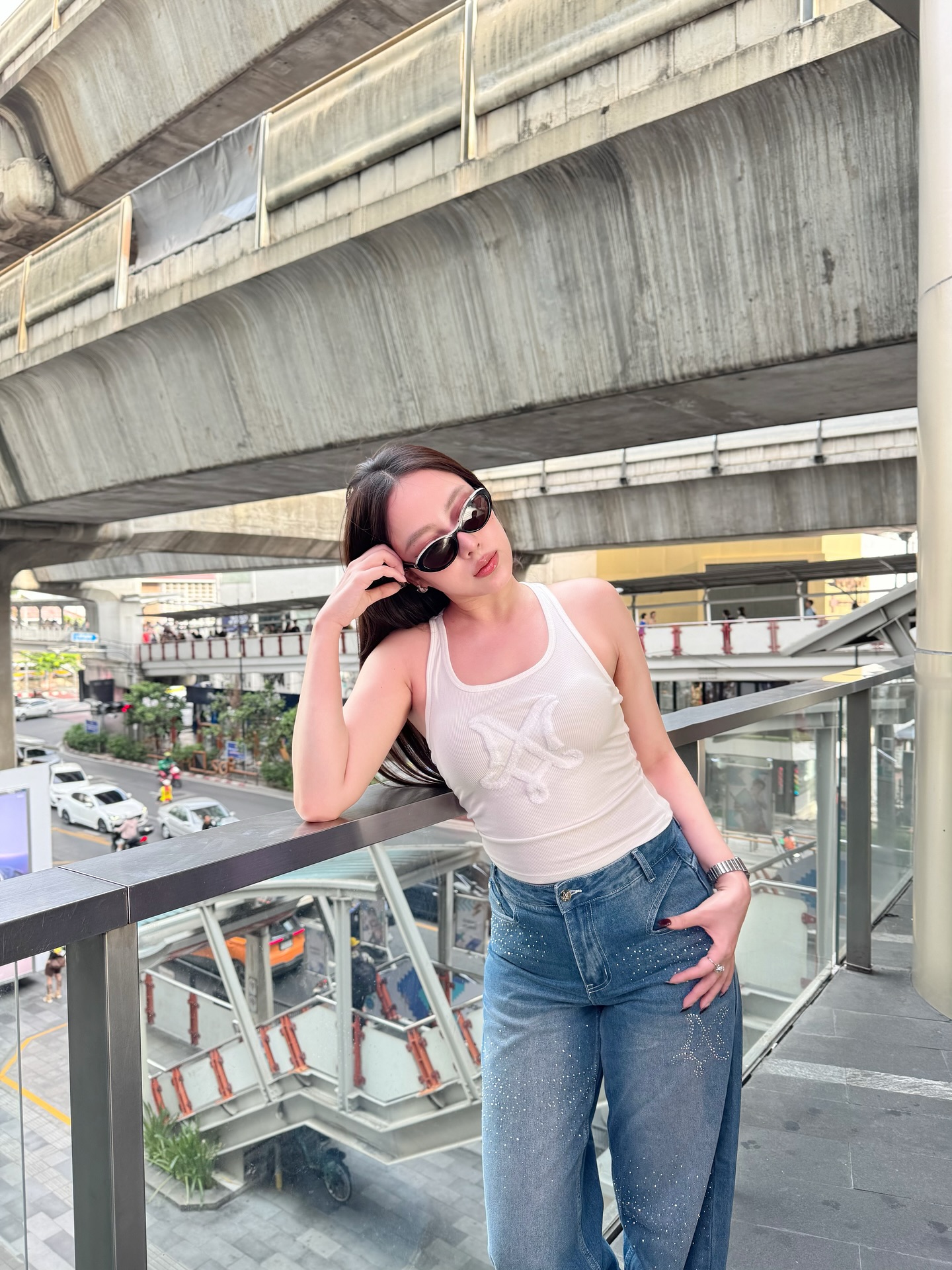 เปรี้ยว - ทัศนียา การสมนุช