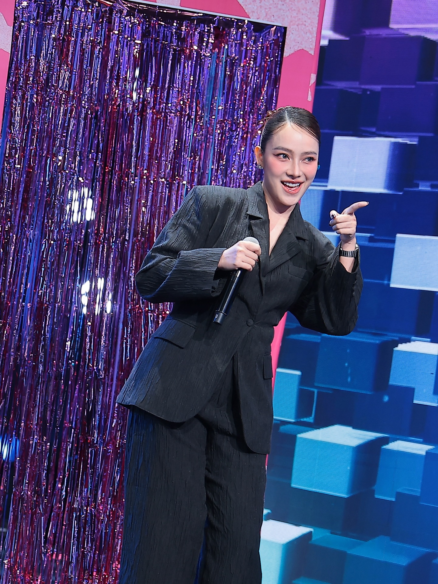 เปรี้ยว - ทัศนียา การสมนุช