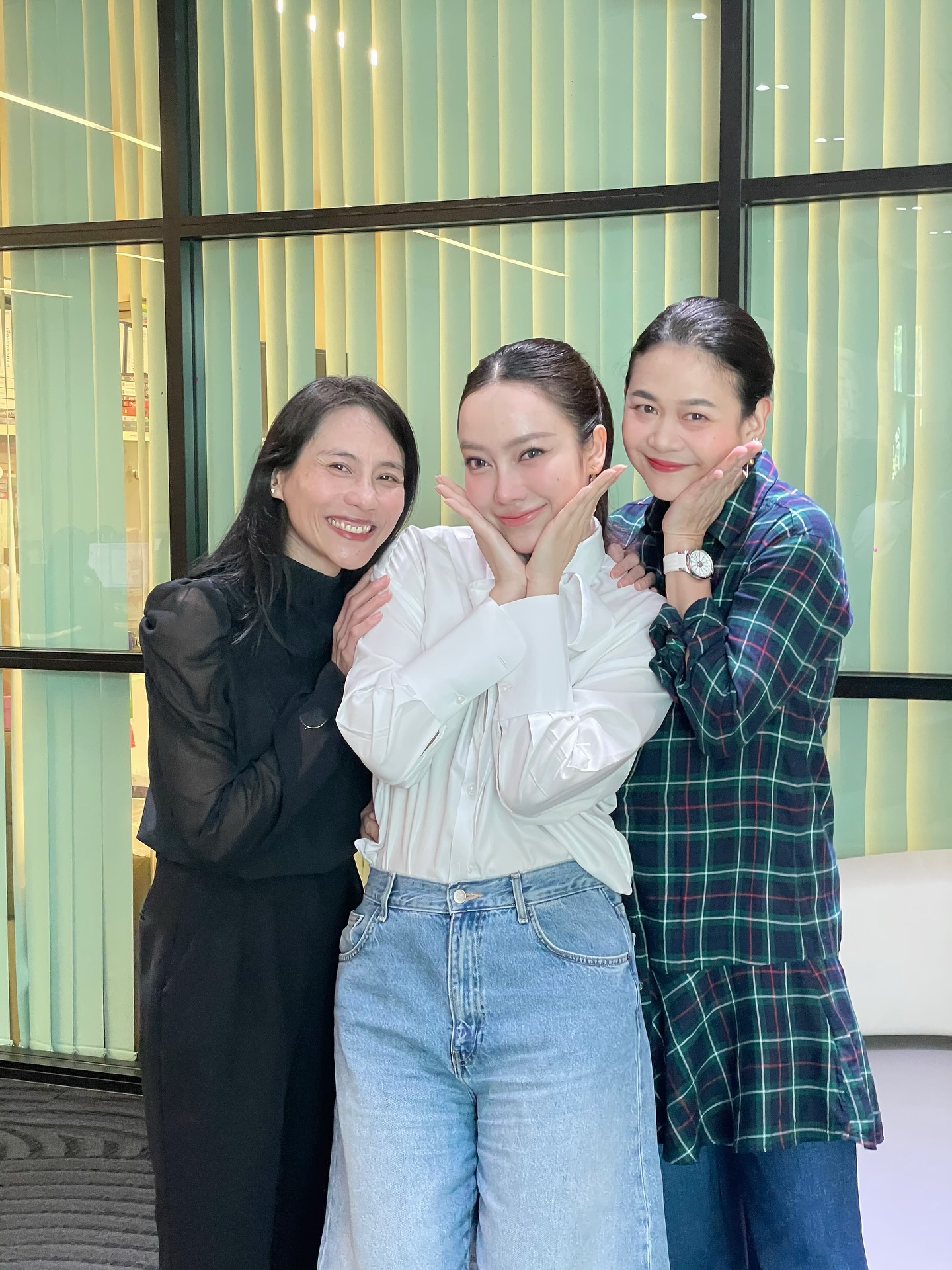 เปรี้ยว - ทัศนียา การสมนุช