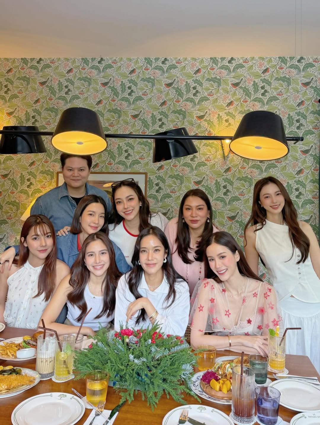 เปรี้ยว - ทัศนียา การสมนุช