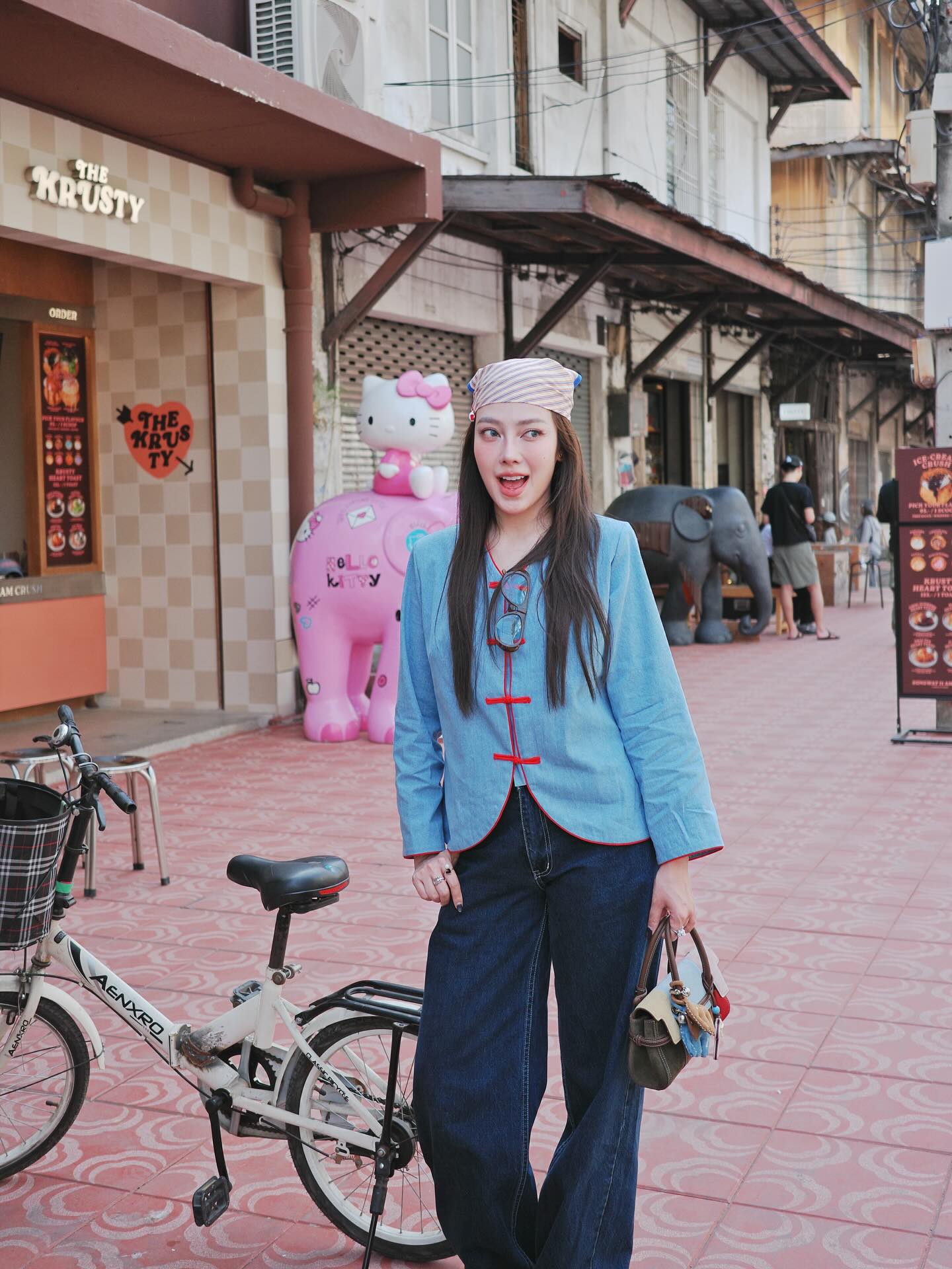 เปรี้ยว - ทัศนียา การสมนุช