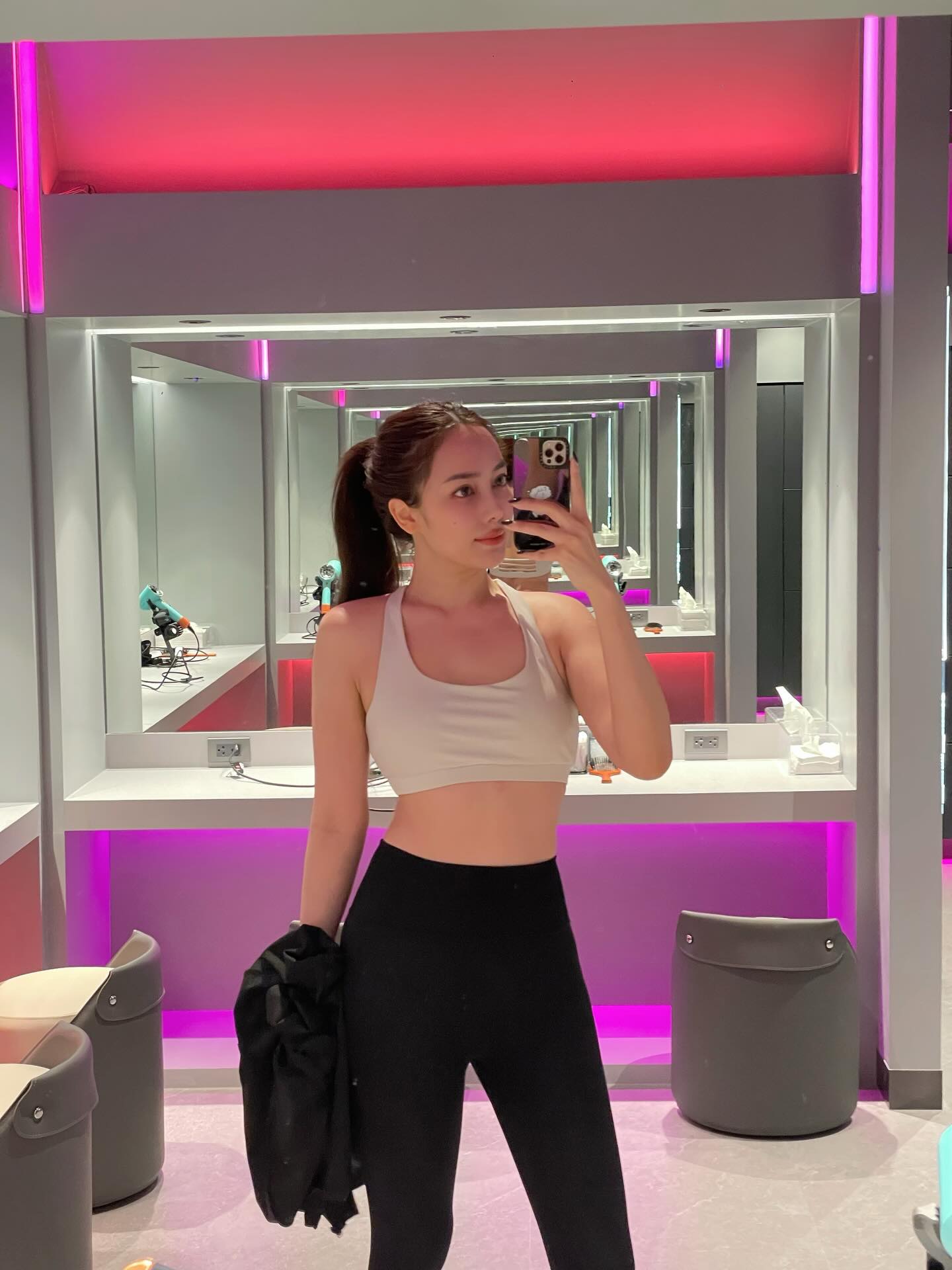 เปรี้ยว - ทัศนียา การสมนุช