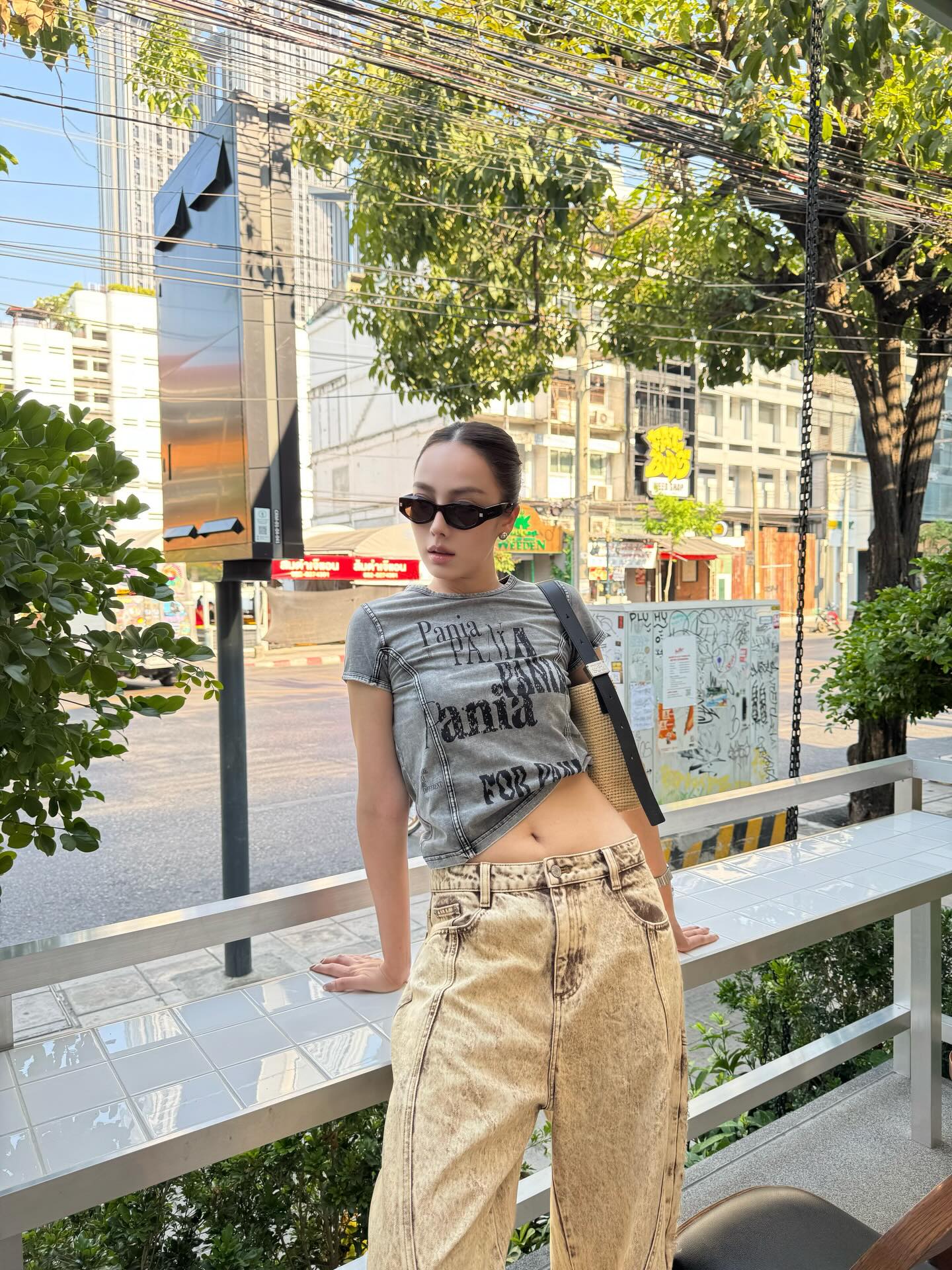 เปรี้ยว - ทัศนียา การสมนุช