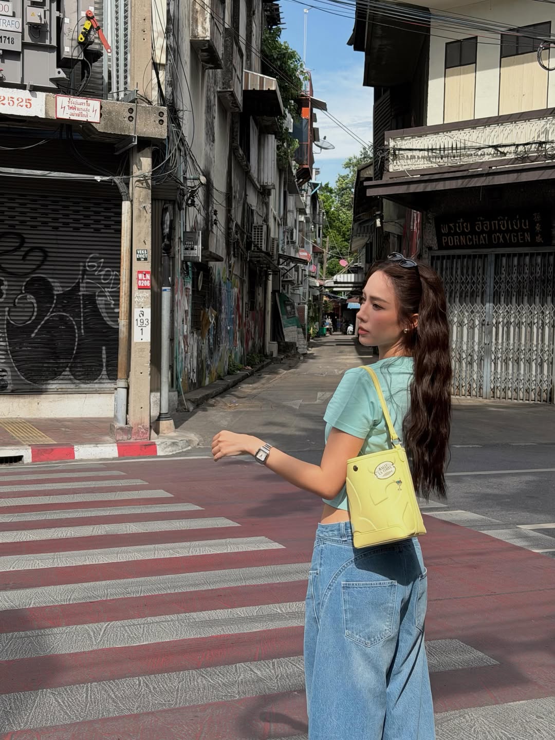 เปรี้ยว - ทัศนียา การสมนุช