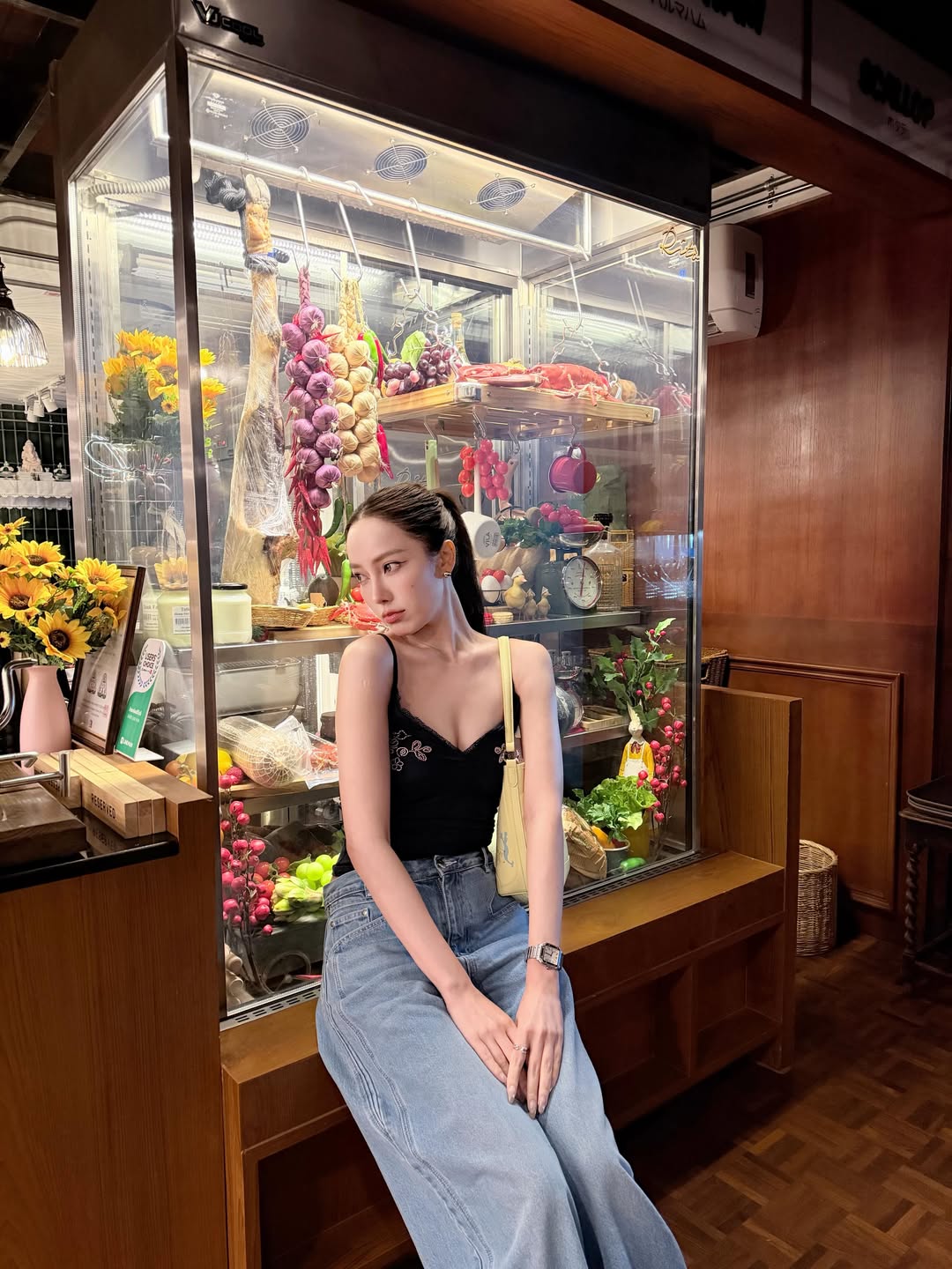 เปรี้ยว - ทัศนียา การสมนุช