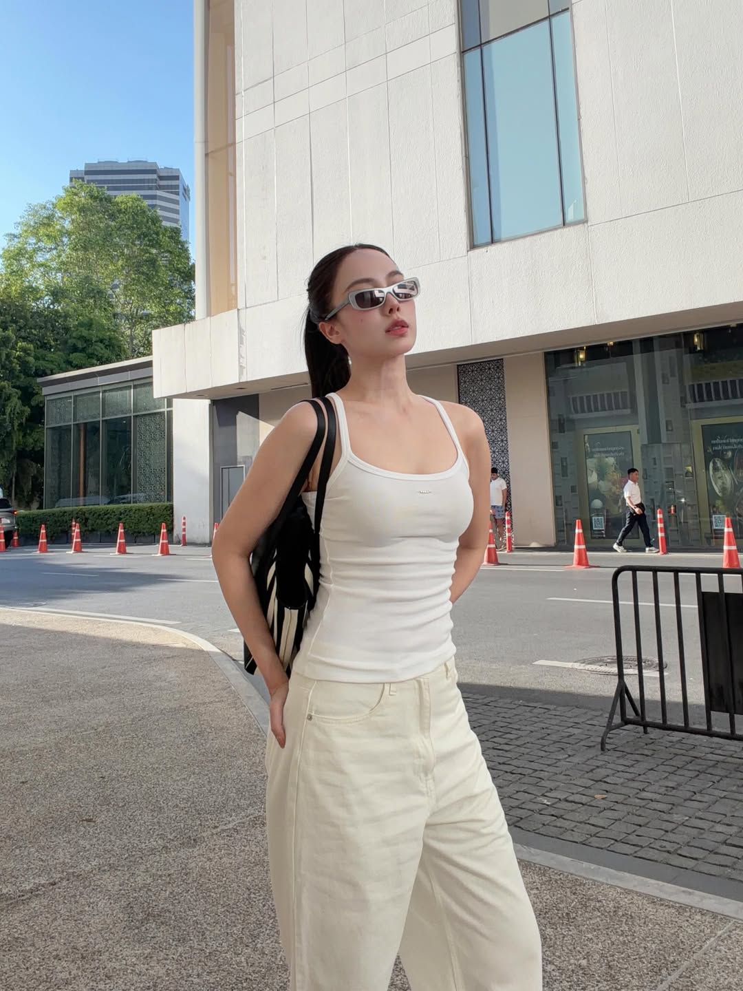 เปรี้ยว - ทัศนียา การสมนุช