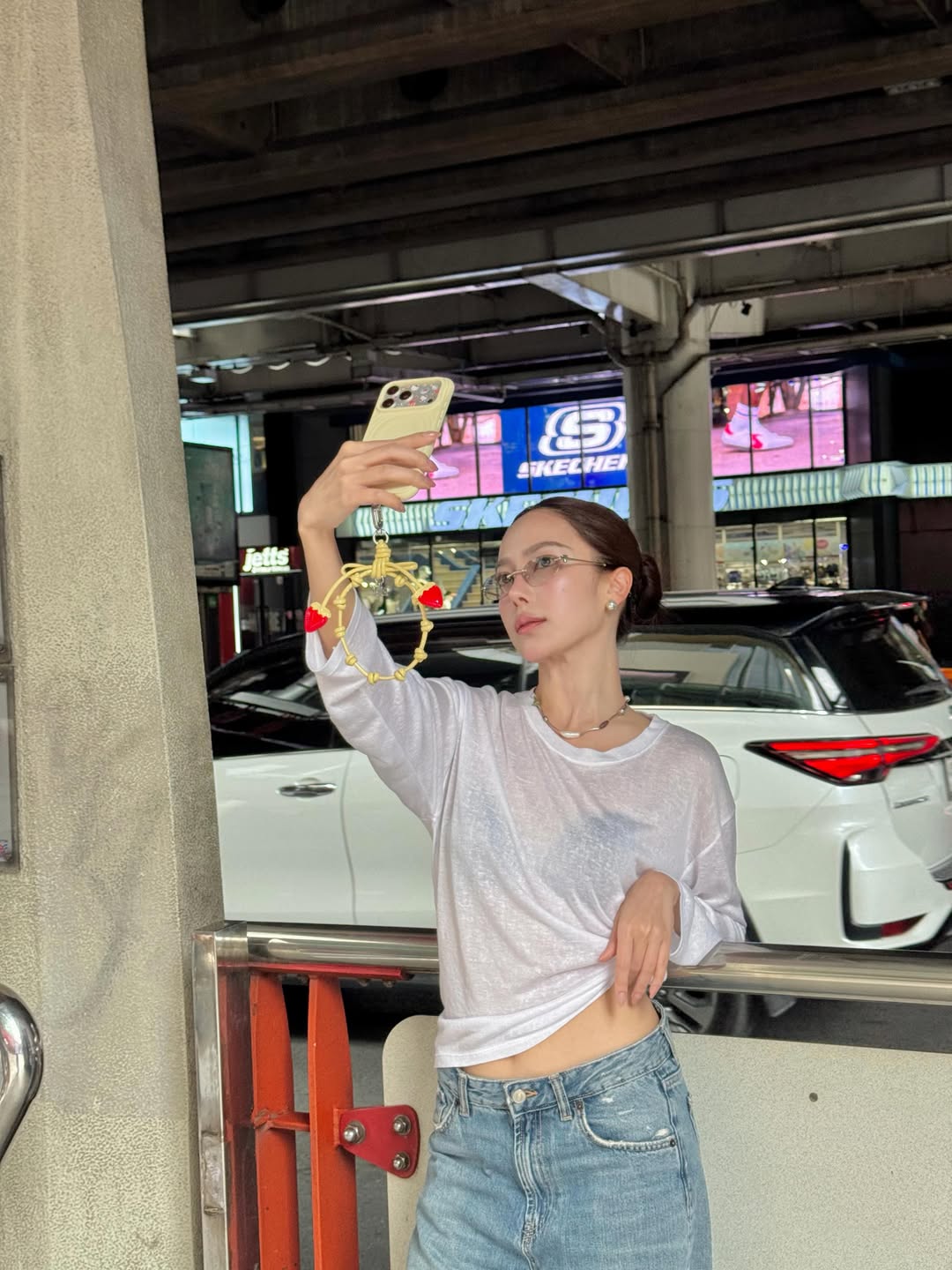 เปรี้ยว - ทัศนียา การสมนุช