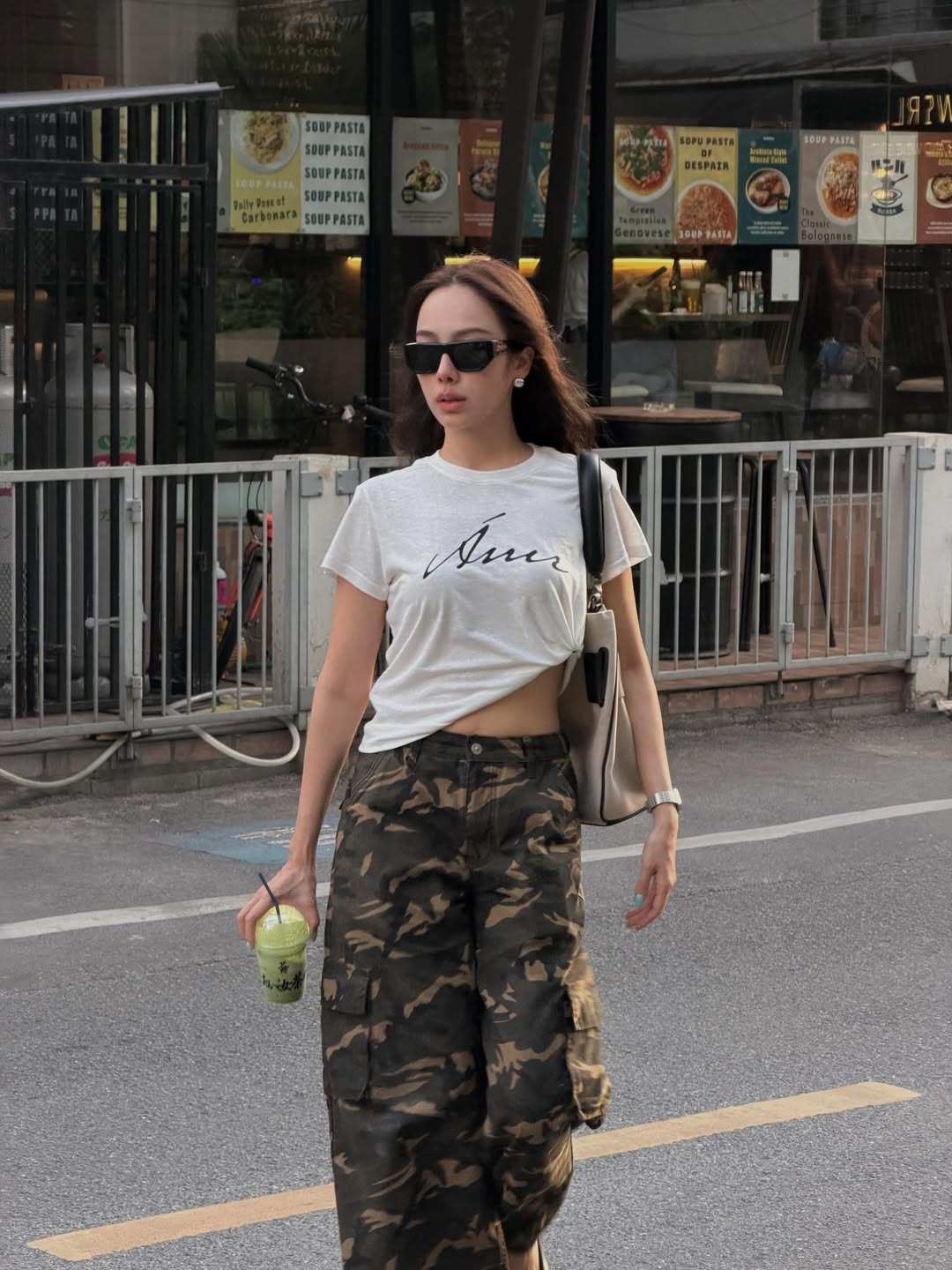 เปรี้ยว - ทัศนียา การสมนุช