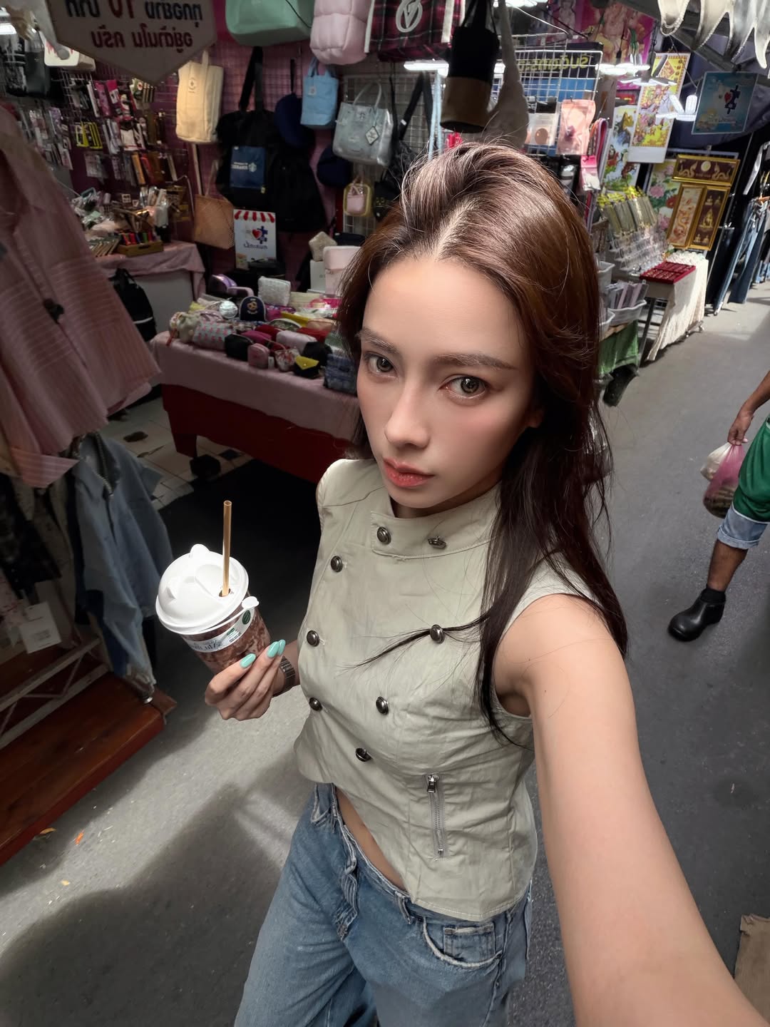 เปรี้ยว - ทัศนียา การสมนุช