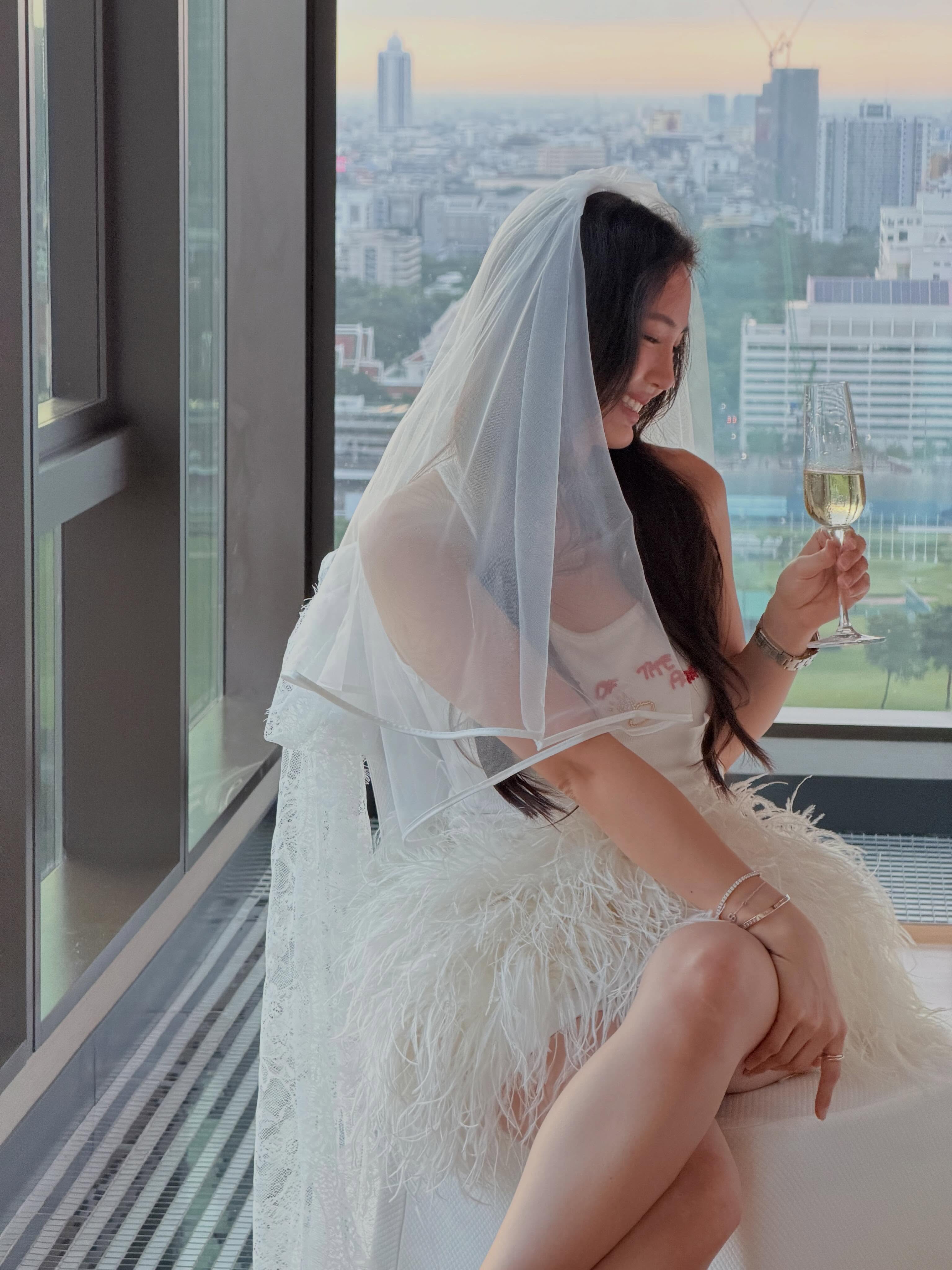 เปรี้ยว - ทัศนียา การสมนุช