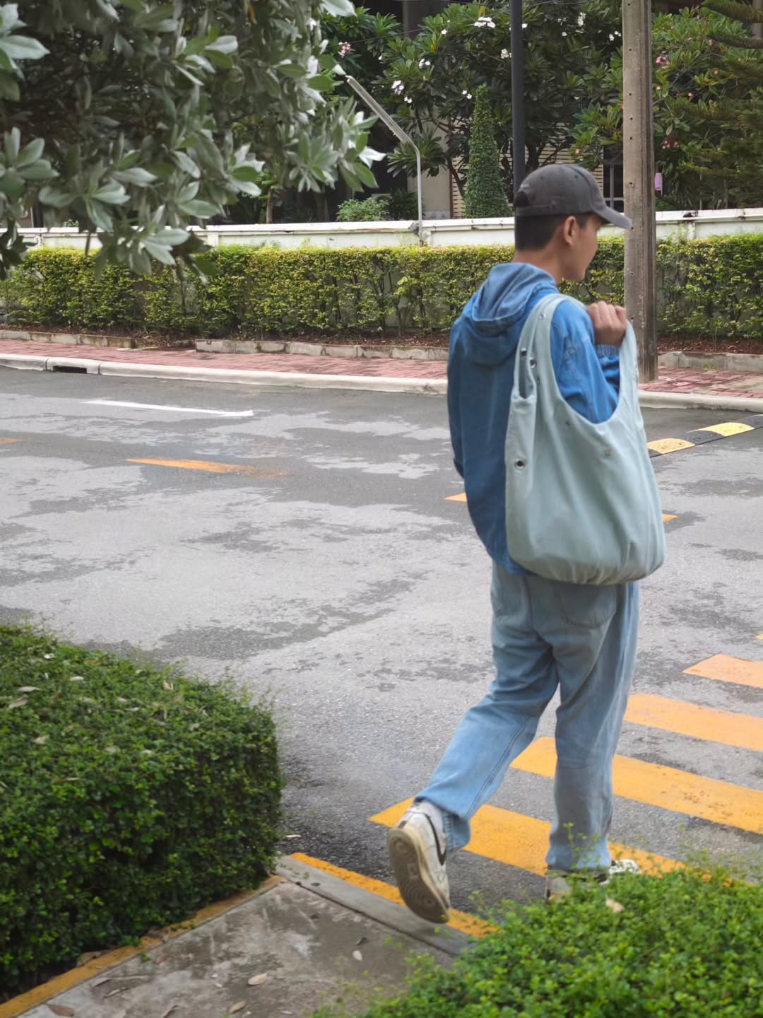 คิมม่อน - วโรดม เข็มมณฑา