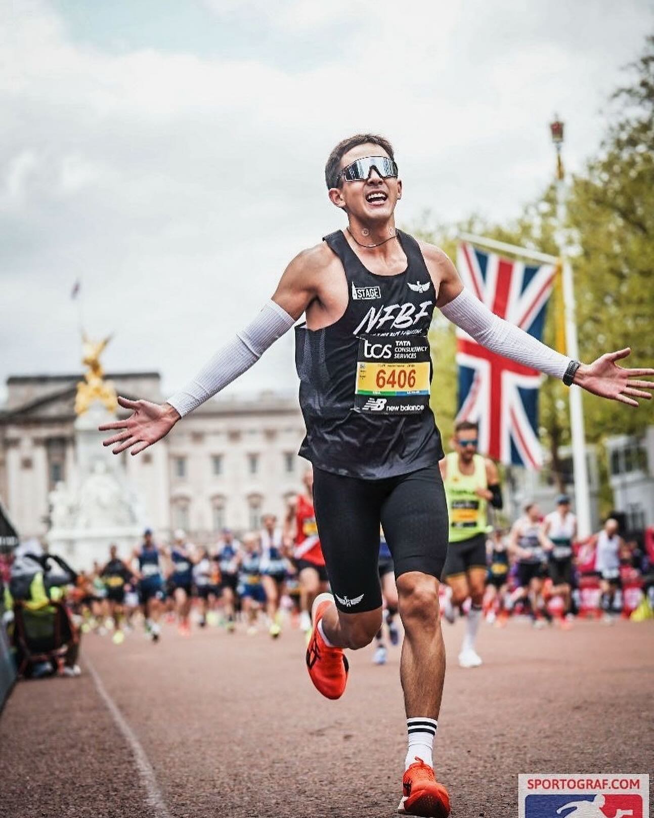 เต้ย - พงศกร เมตตาริกานนท์