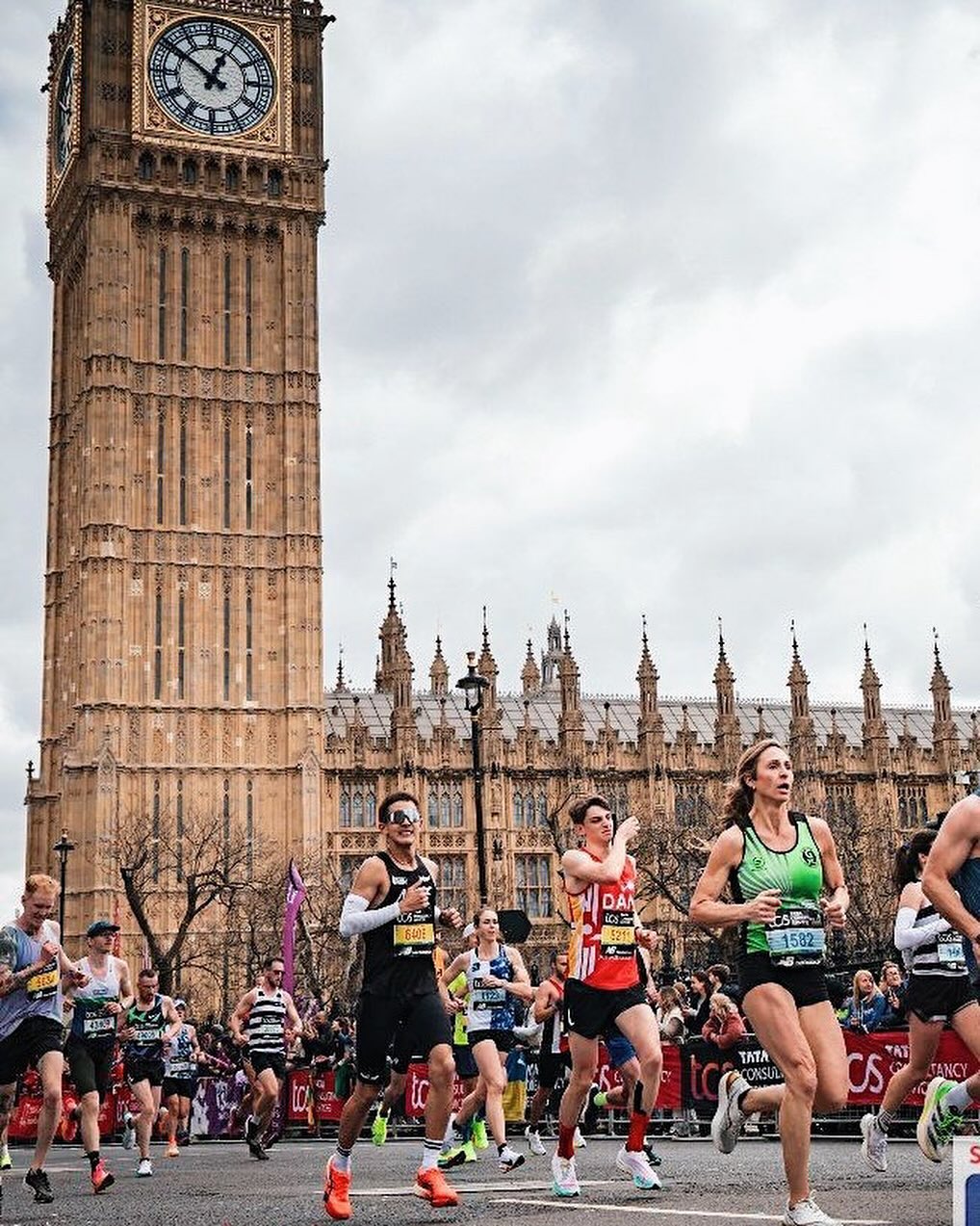 เต้ย - พงศกร เมตตาริกานนท์