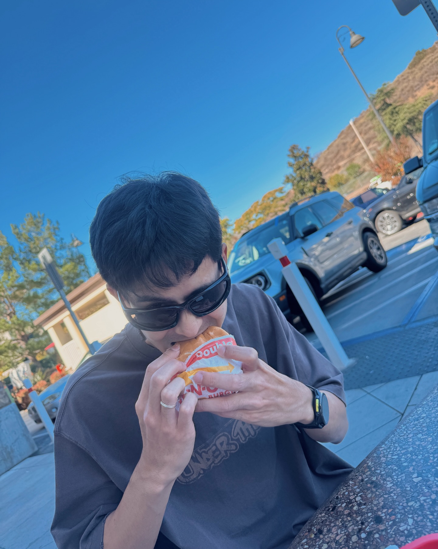 เต้ย - พงศกร เมตตาริกานนท์