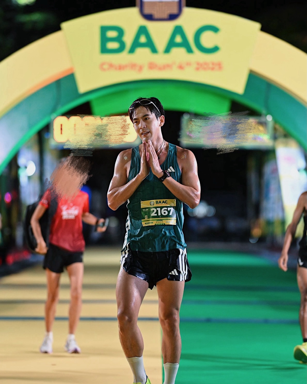 เต้ย - พงศกร เมตตาริกานนท์