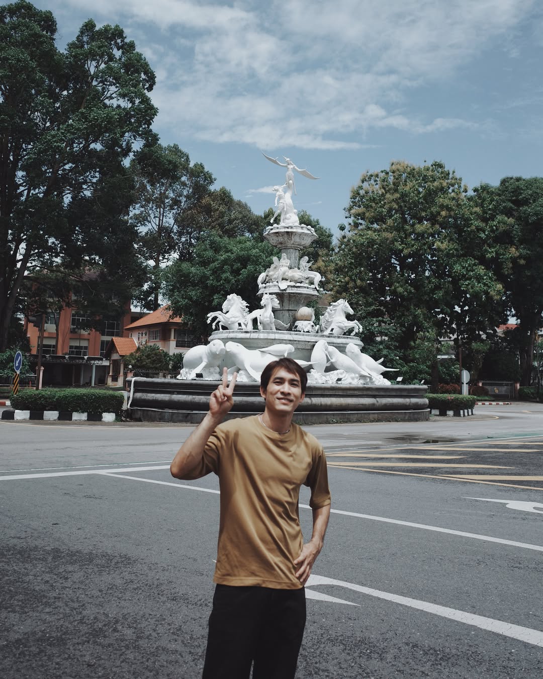 เต้ย - พงศกร เมตตาริกานนท์