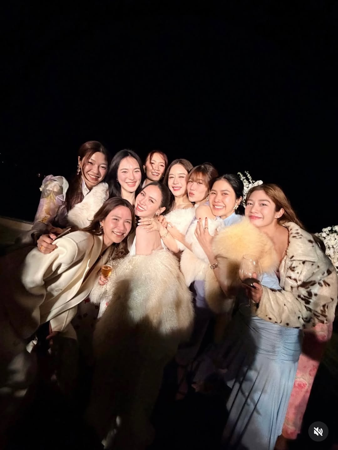 มะปราง - อลิสา ขุนแขวง