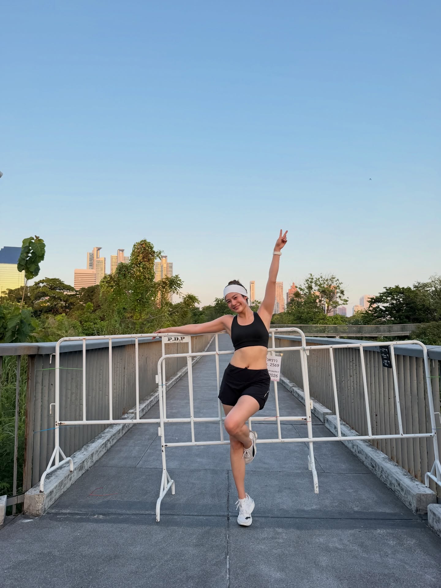 มะปราง - อลิสา ขุนแขวง