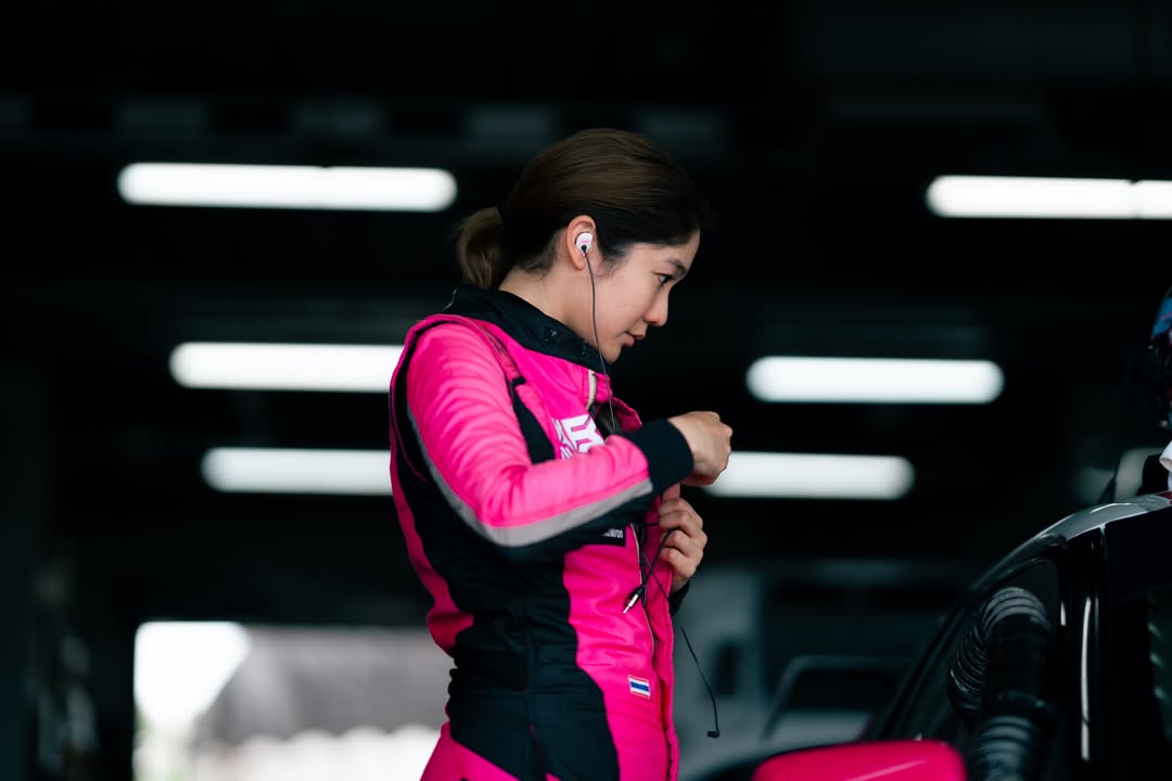 มะปราง - อลิสา ขุนแขวง