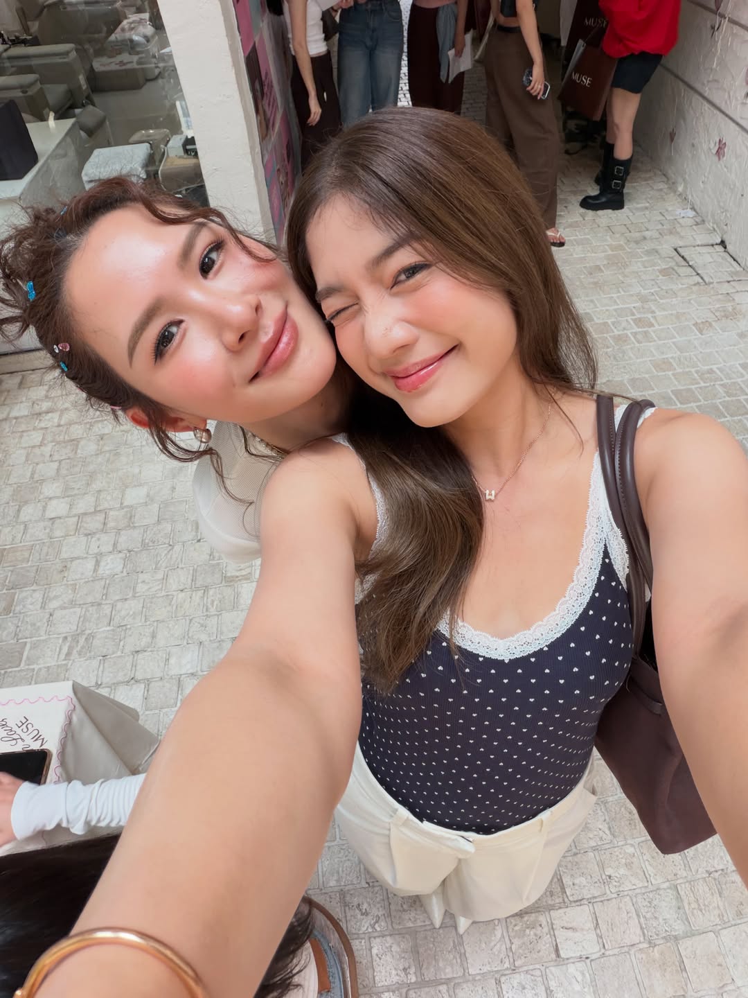 มะปราง - อลิสา ขุนแขวง