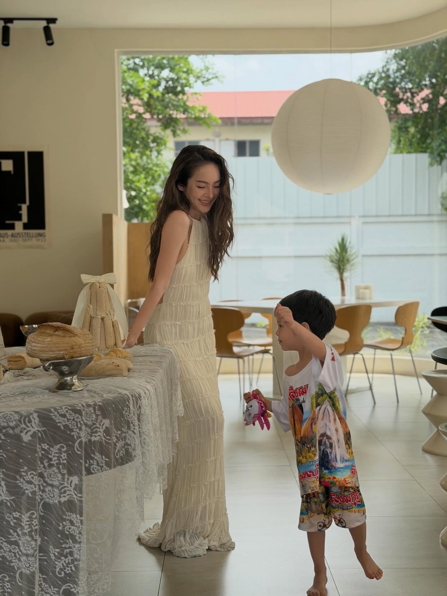 ปุ้มปุ้ย - พรรณทิพา อรุณวัฒนชัย