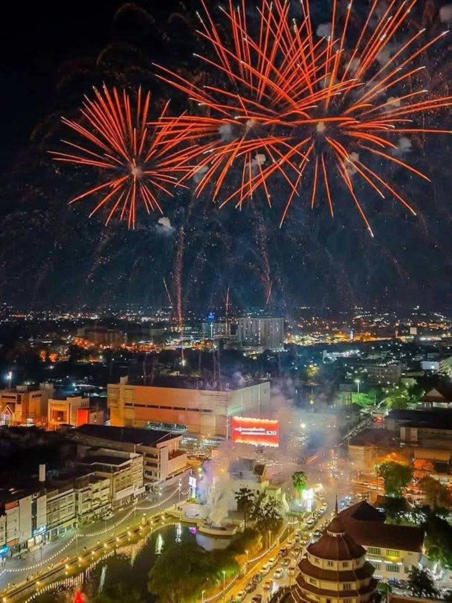 ปาล์มมี่ - อีฟ ปานเจริญ