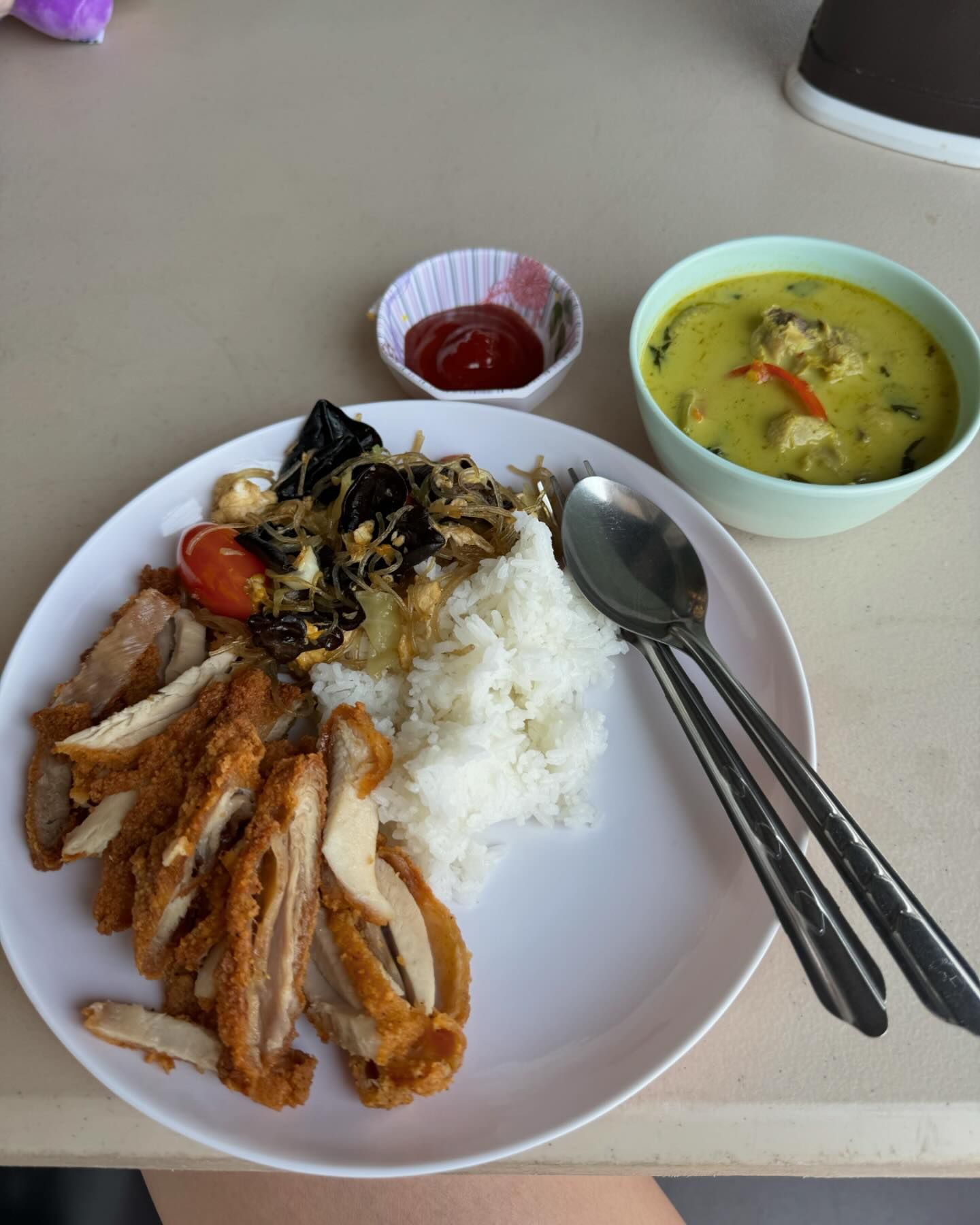 กวาง - วรรณปิยะ ออมสินนพกุล