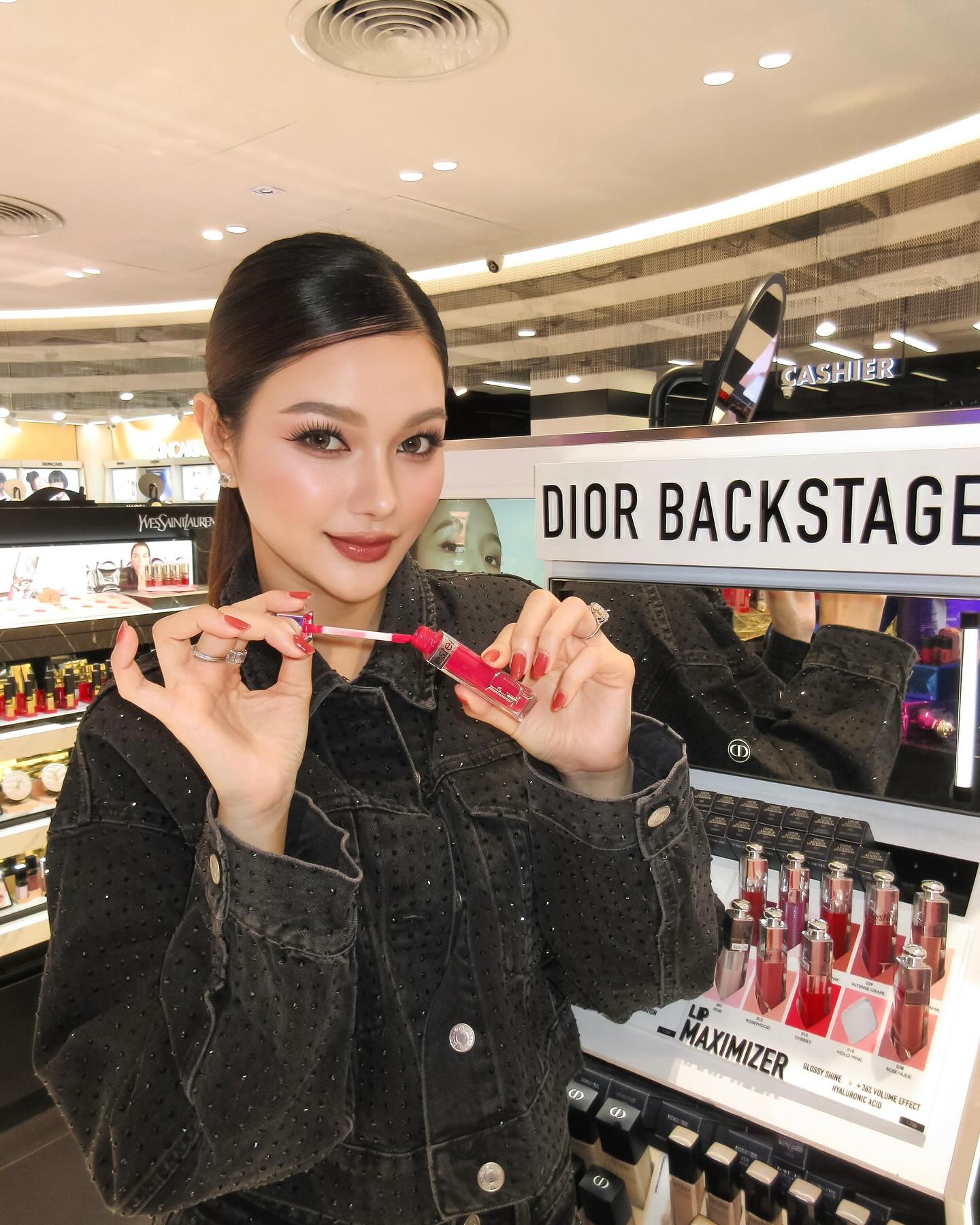 กวาง - วรรณปิยะ ออมสินนพกุล