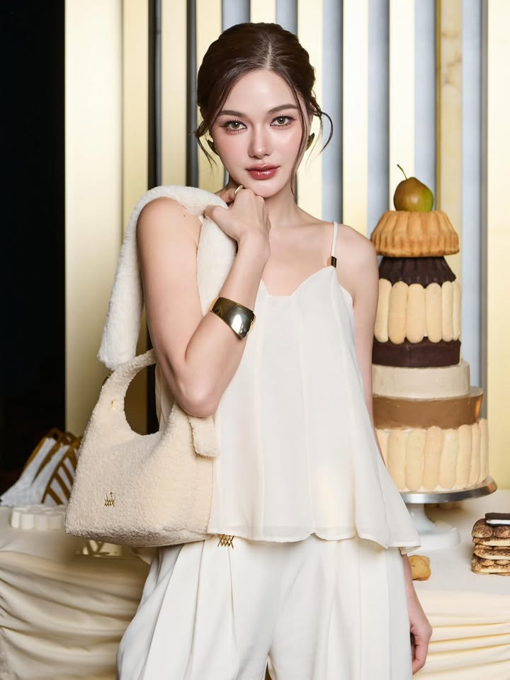 กวาง - วรรณปิยะ ออมสินนพกุล