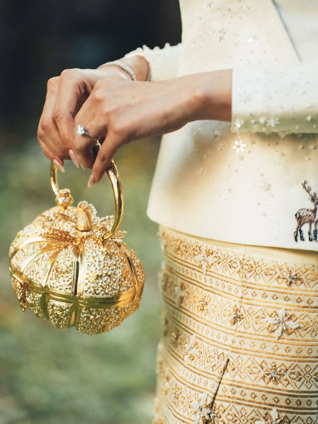 กวาง - วรรณปิยะ ออมสินนพกุล