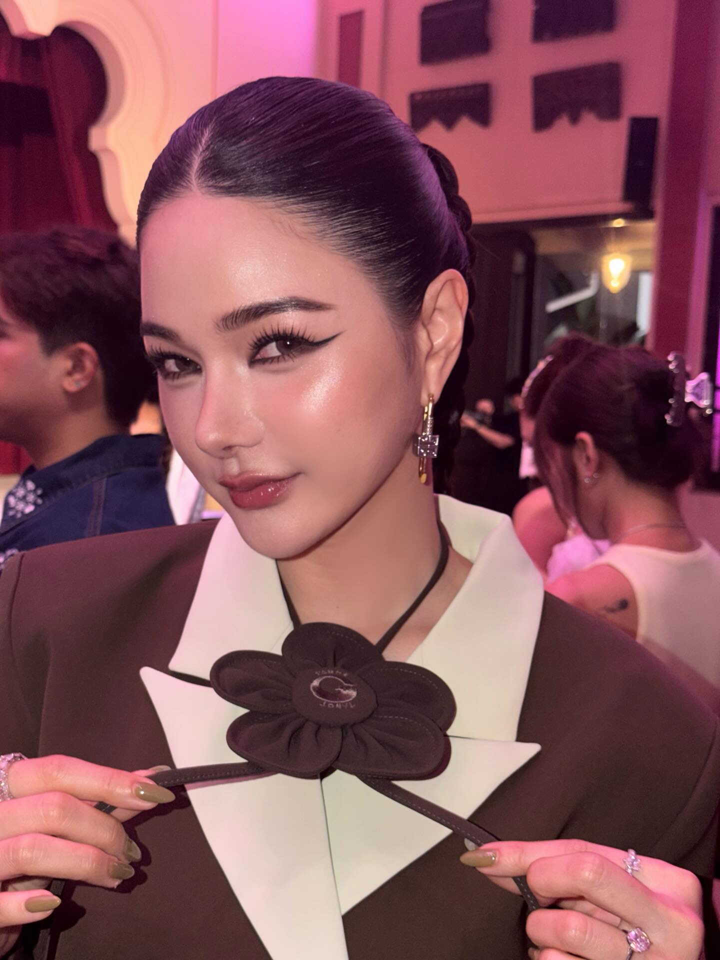 กวาง - วรรณปิยะ ออมสินนพกุล