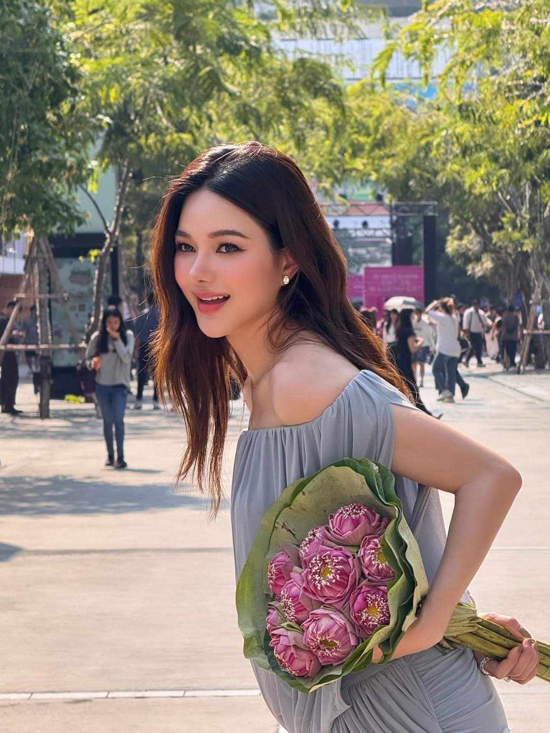 กวาง - วรรณปิยะ ออมสินนพกุล