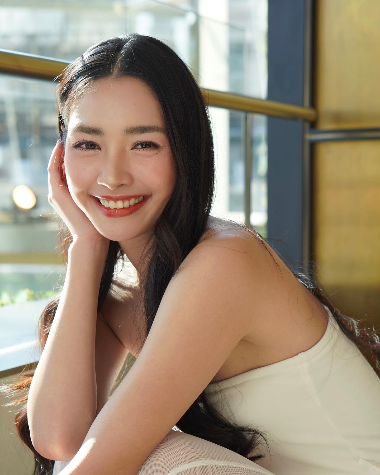 มิ้นท์ - รัญชน์รวี เอื้อกูลวราวัตร