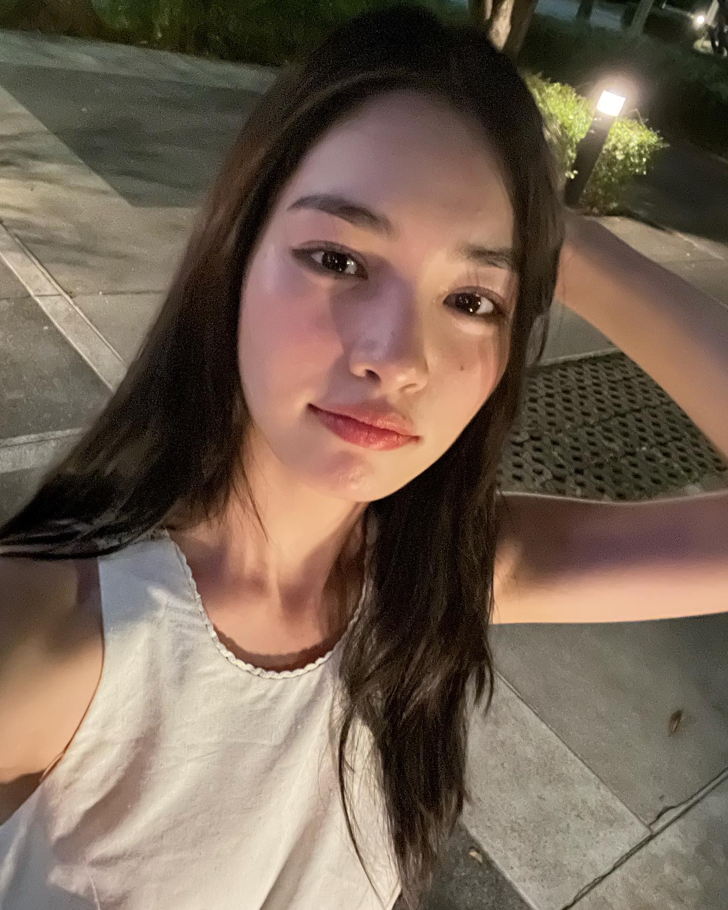 มิ้นท์ - รัญชน์รวี เอื้อกูลวราวัตร