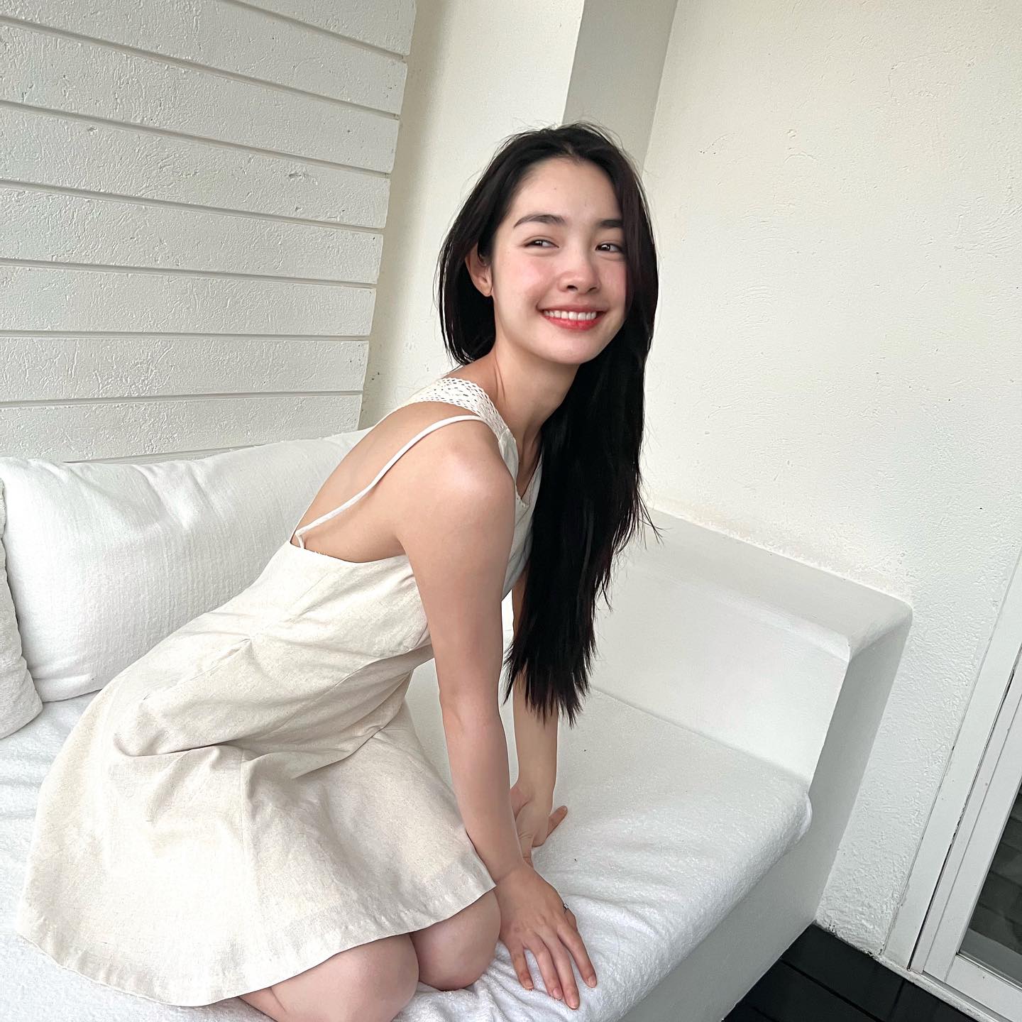 มิ้นท์ - รัญชน์รวี เอื้อกูลวราวัตร