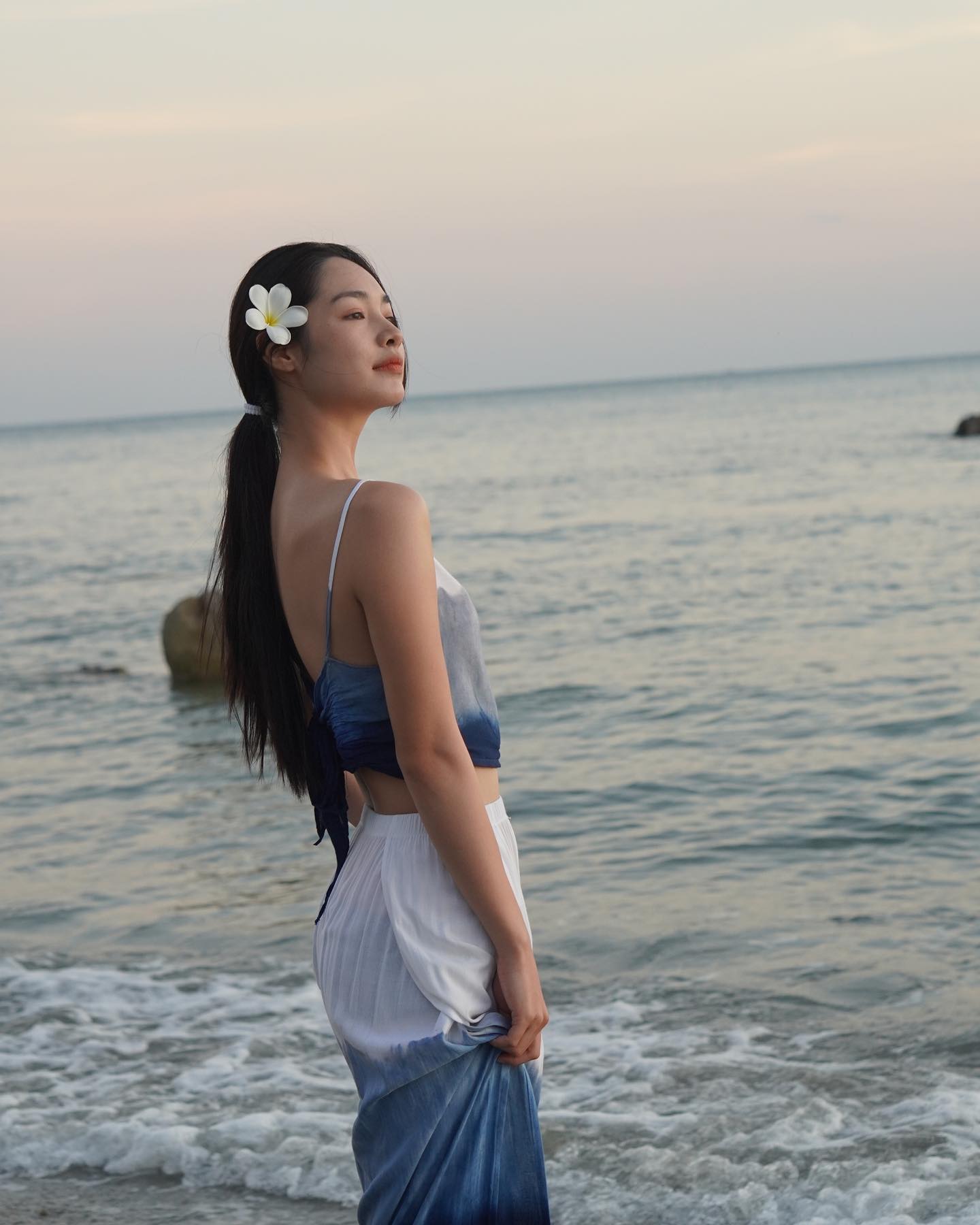 มิ้นท์ - รัญชน์รวี เอื้อกูลวราวัตร