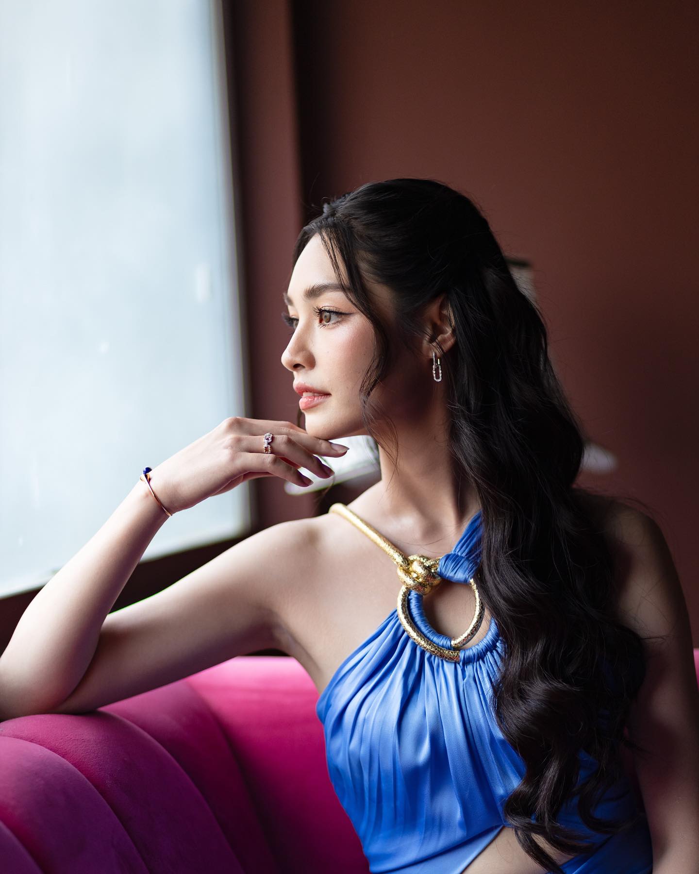 มิ้นท์ - รัญชน์รวี เอื้อกูลวราวัตร