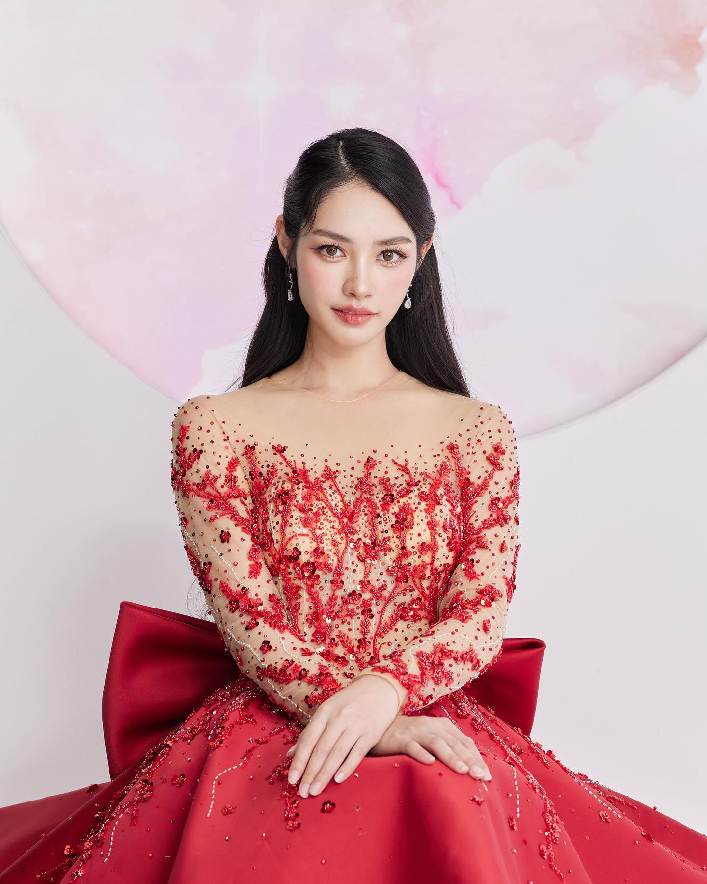 มิ้นท์ - รัญชน์รวี เอื้อกูลวราวัตร