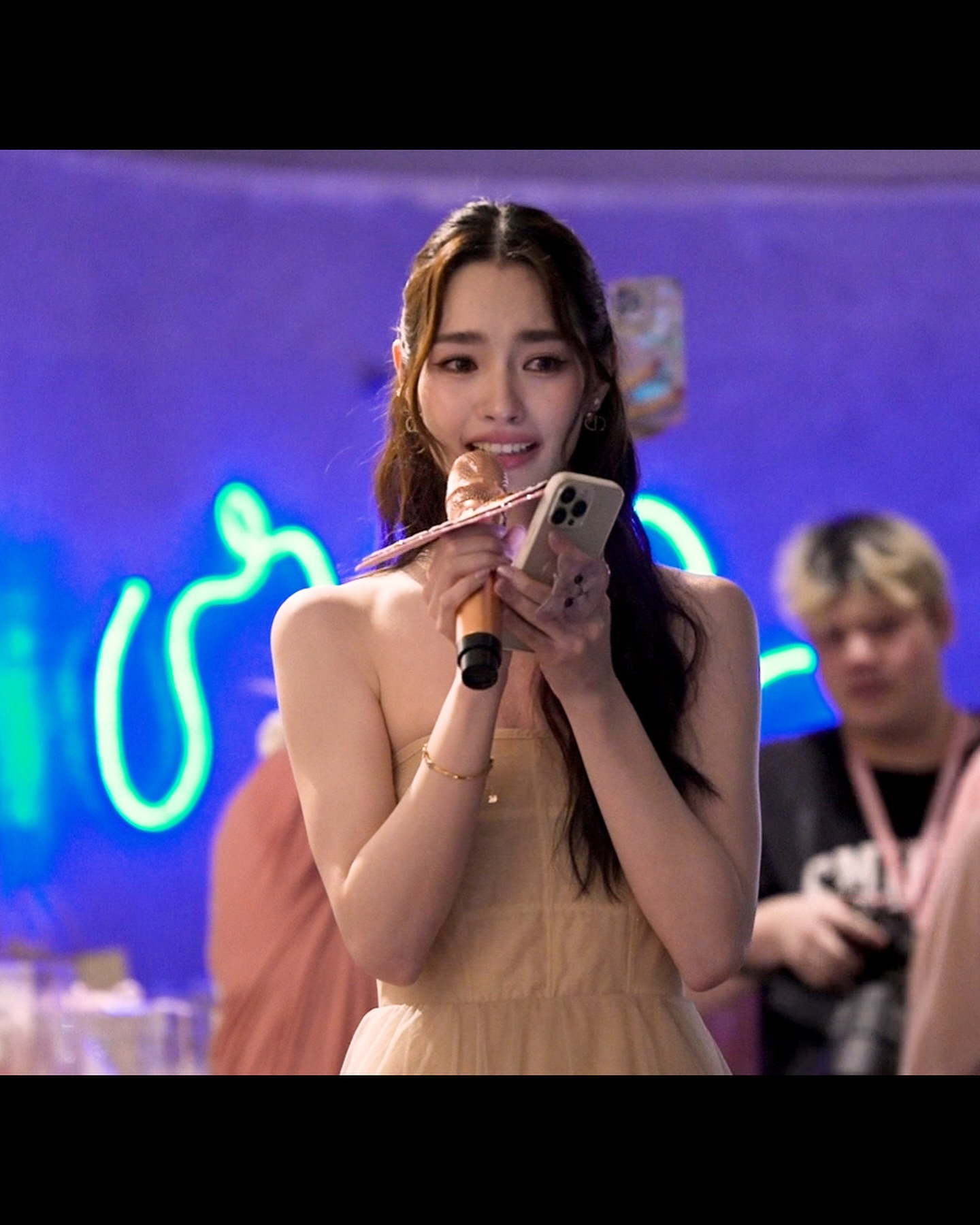 มิ้นท์ - รัญชน์รวี เอื้อกูลวราวัตร