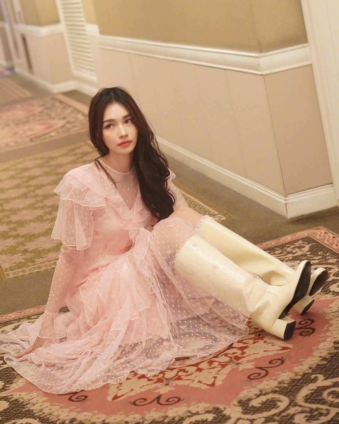 มิ้นท์ - รัญชน์รวี เอื้อกูลวราวัตร