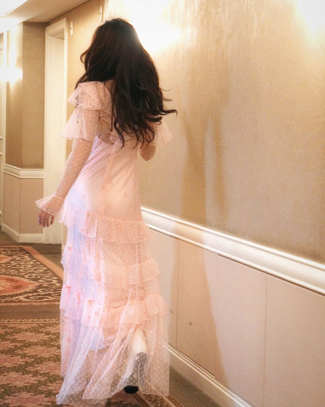 มิ้นท์ - รัญชน์รวี เอื้อกูลวราวัตร