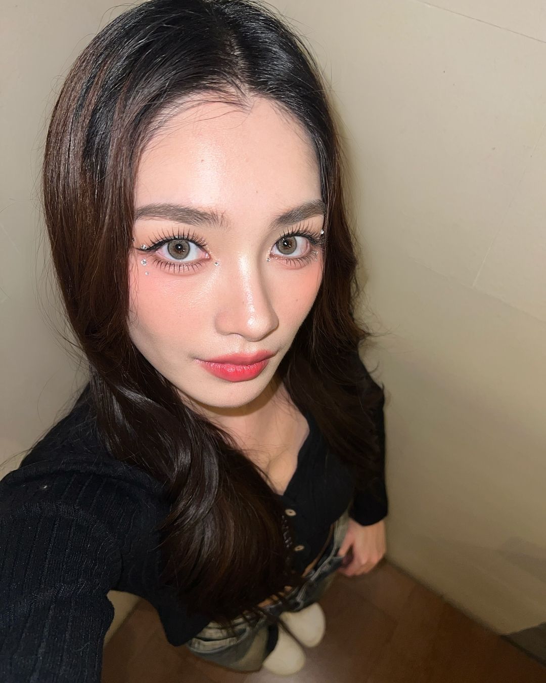 มิ้นท์ - รัญชน์รวี เอื้อกูลวราวัตร