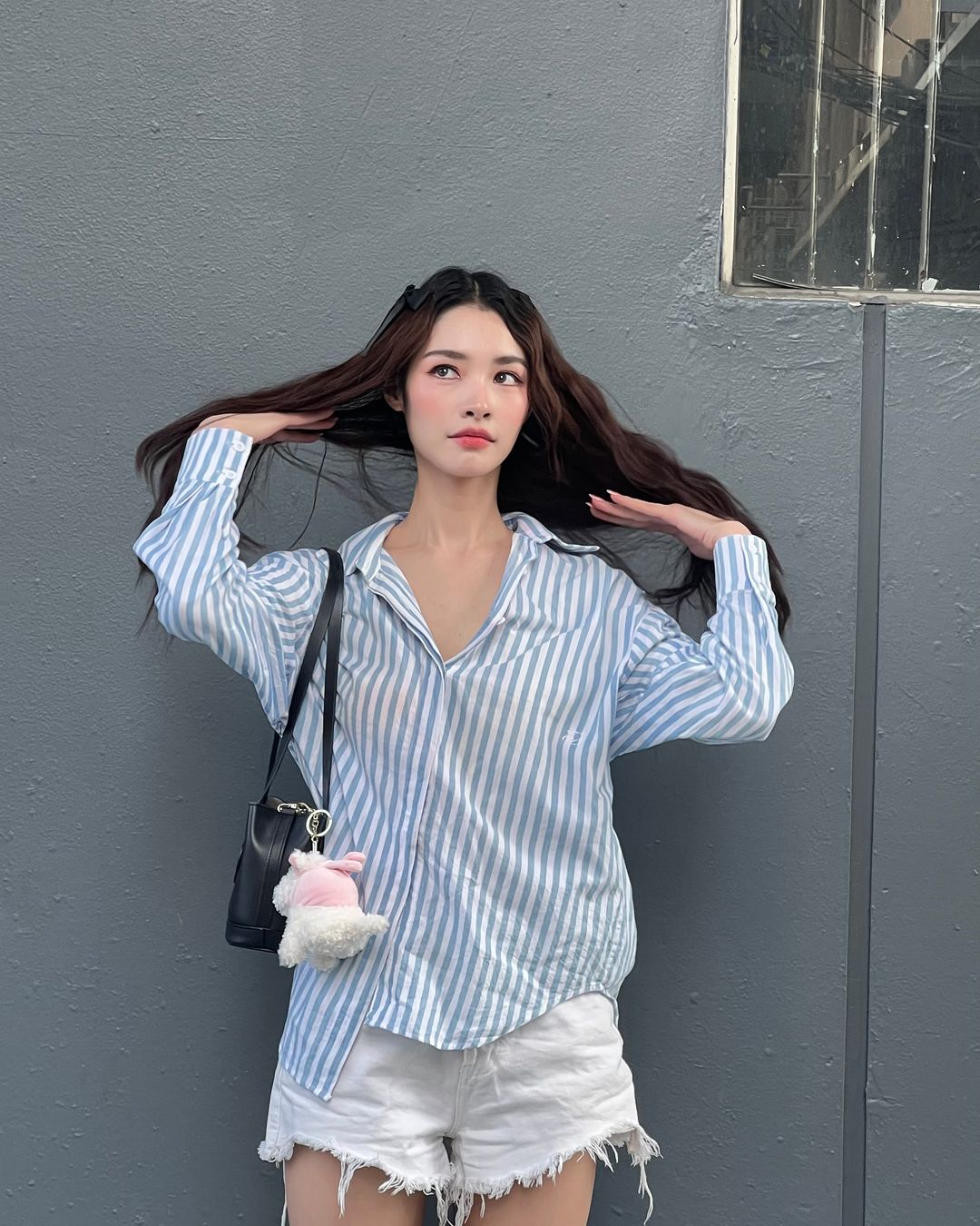 มิ้นท์ - รัญชน์รวี เอื้อกูลวราวัตร