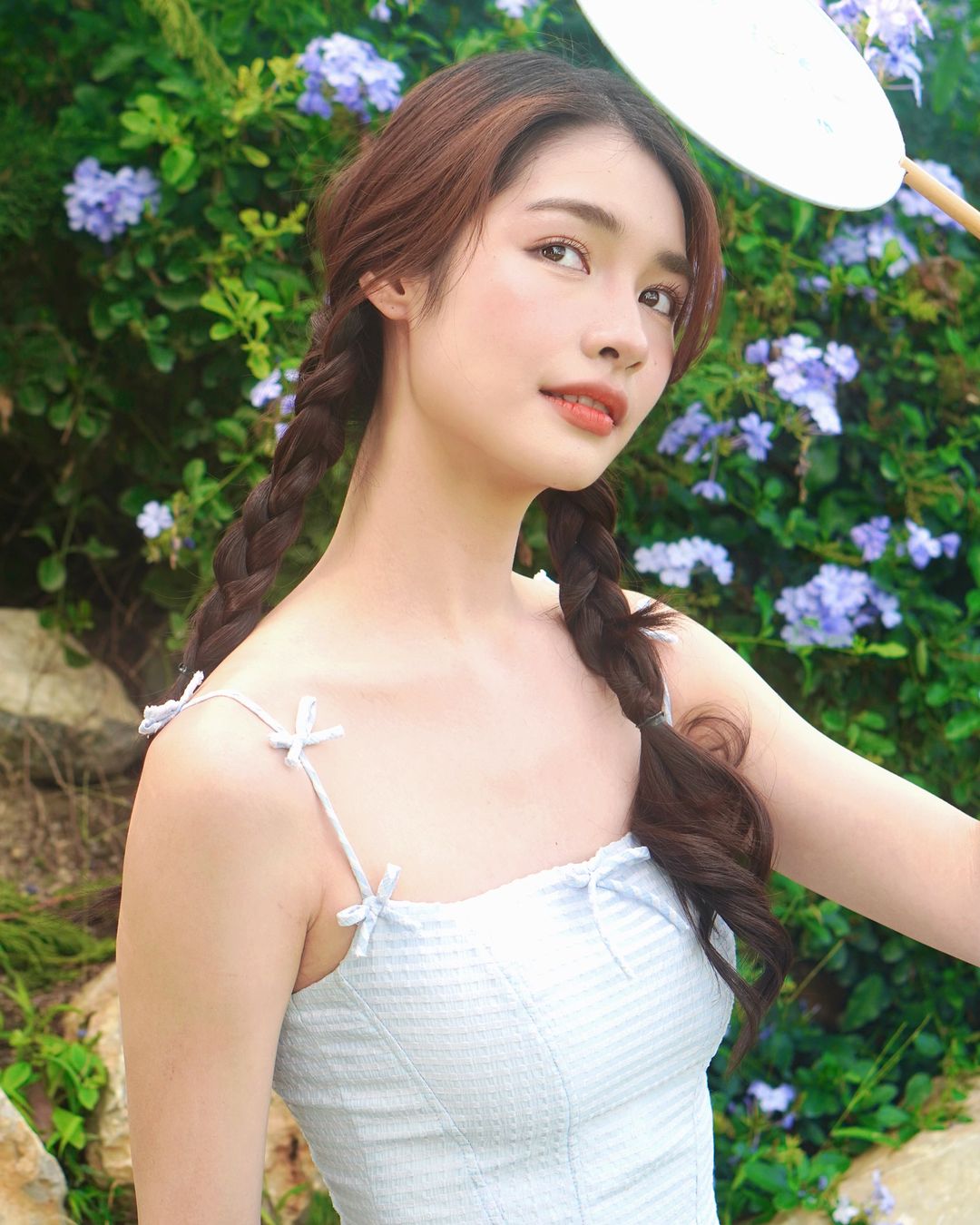 มิ้นท์ - รัญชน์รวี เอื้อกูลวราวัตร